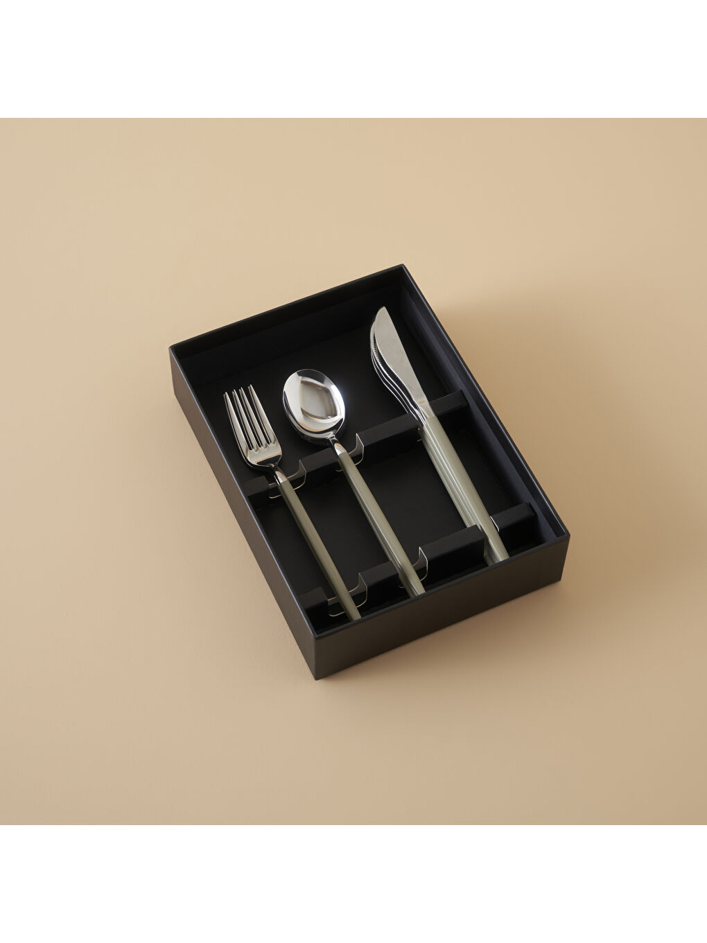 Siena 18 Parça 6 Kişilik Tatlı Çatal Kaşık Bıçak Seti Yeşil-2