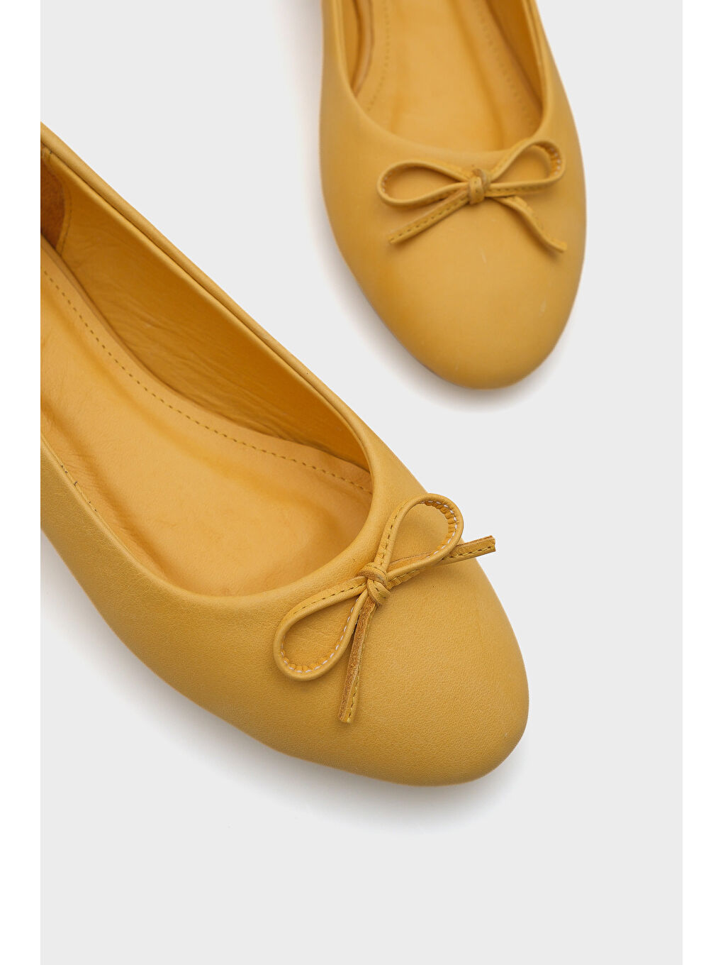 Kahverengi Bloom Hakiki Deri Fiyonklu Yuvarlak Burunlu Kadın Babet-1