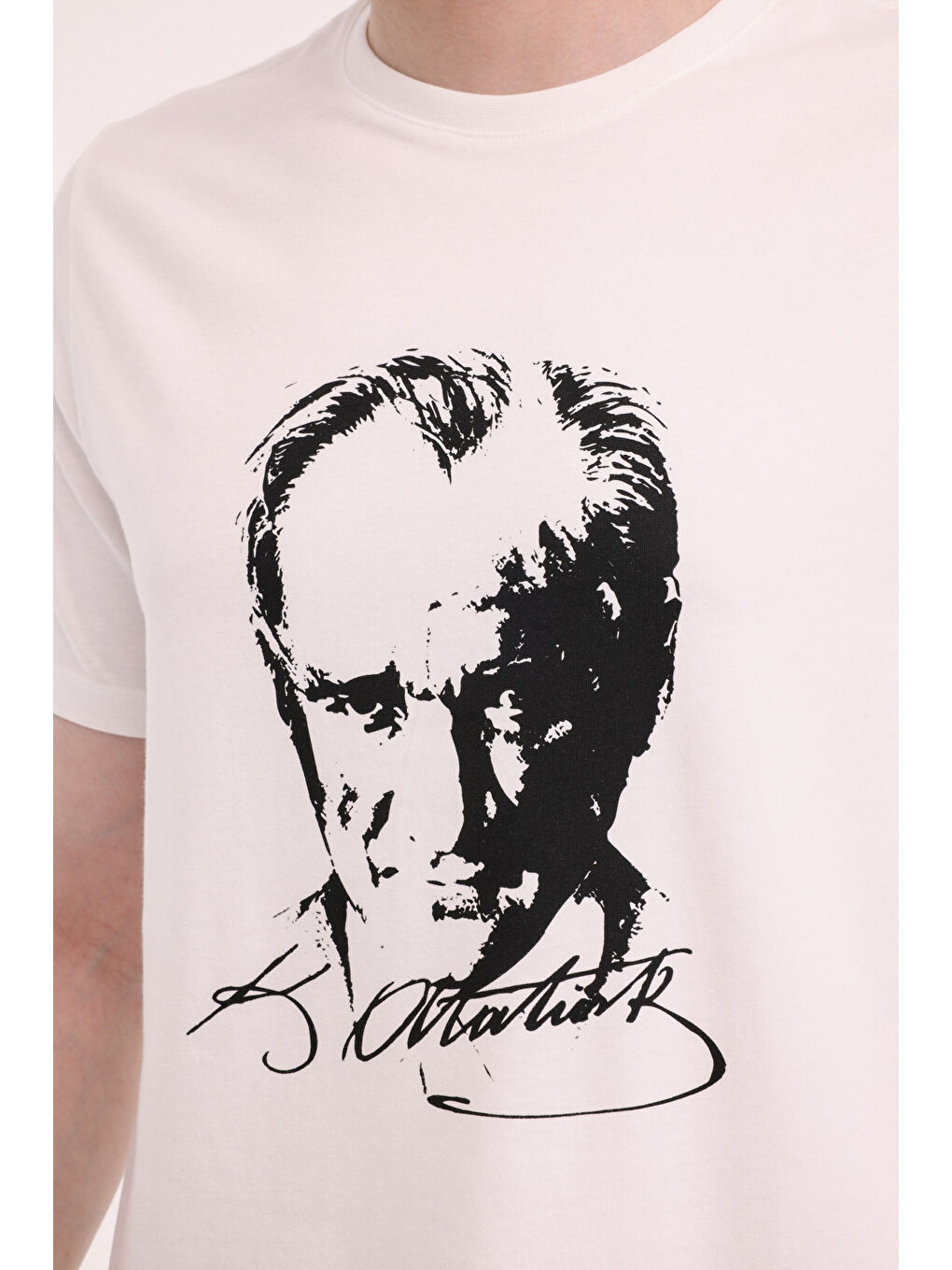 UL 11ATA-Y51 5FX Beyaz Unisex Kısa Kol T-Shirt-3