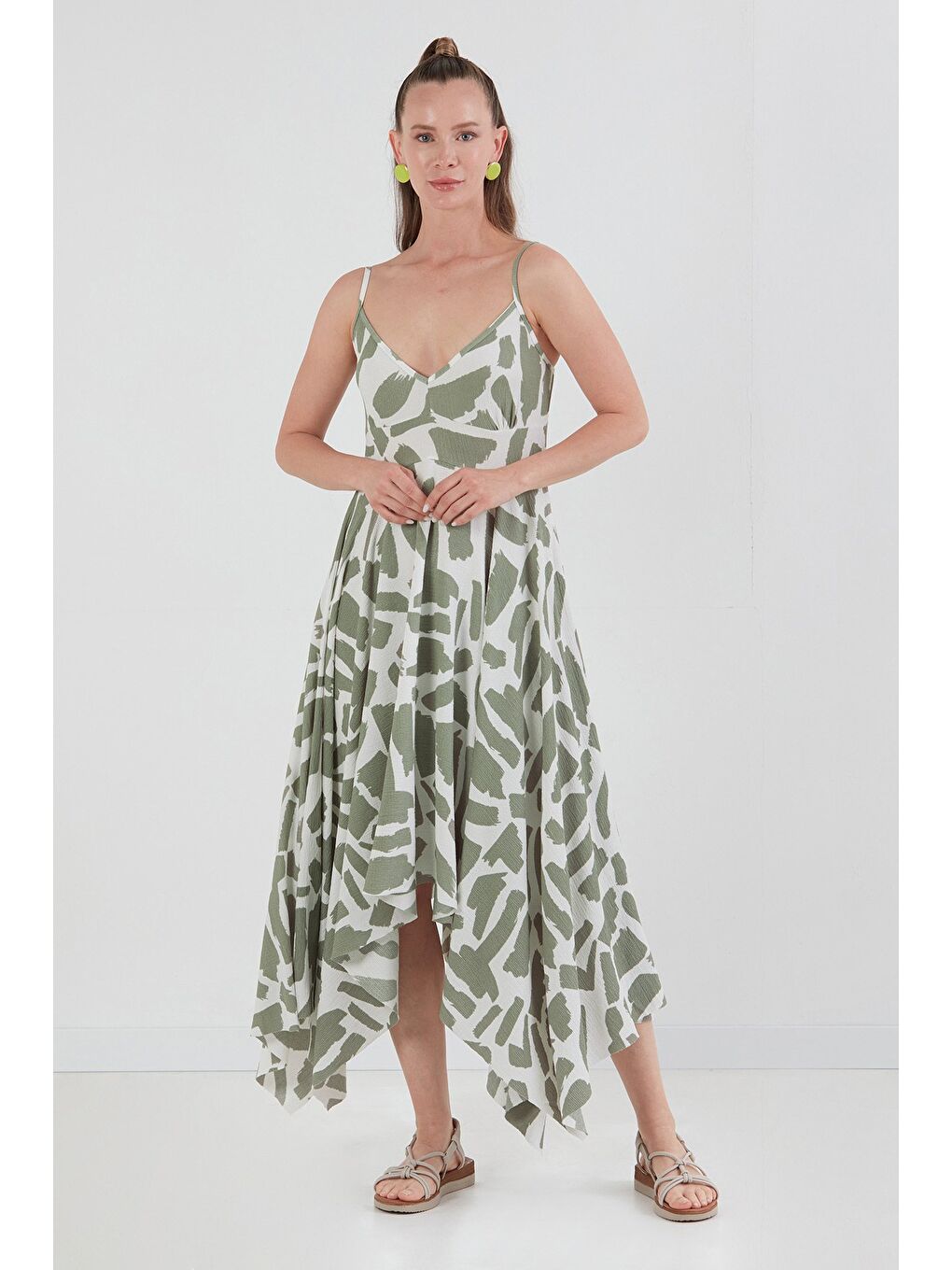 Turkuaz Desenli Bürümcük Kumaş Asimetrik Kesim Elbise-2