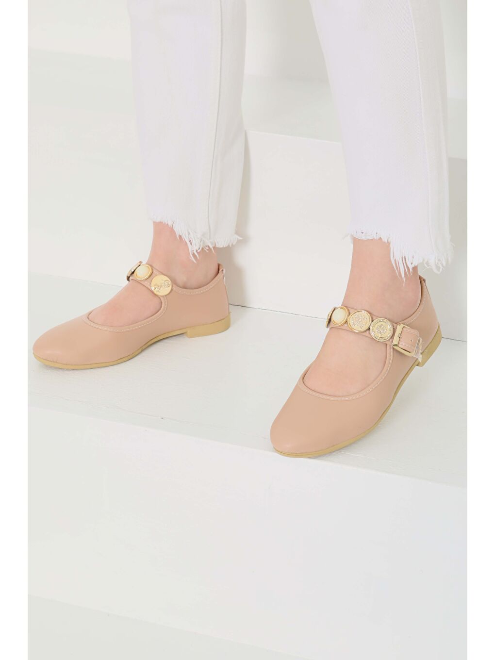 Bej Kadın Vizon Taş Detaylı Babet Ayakkabı - 27112-2