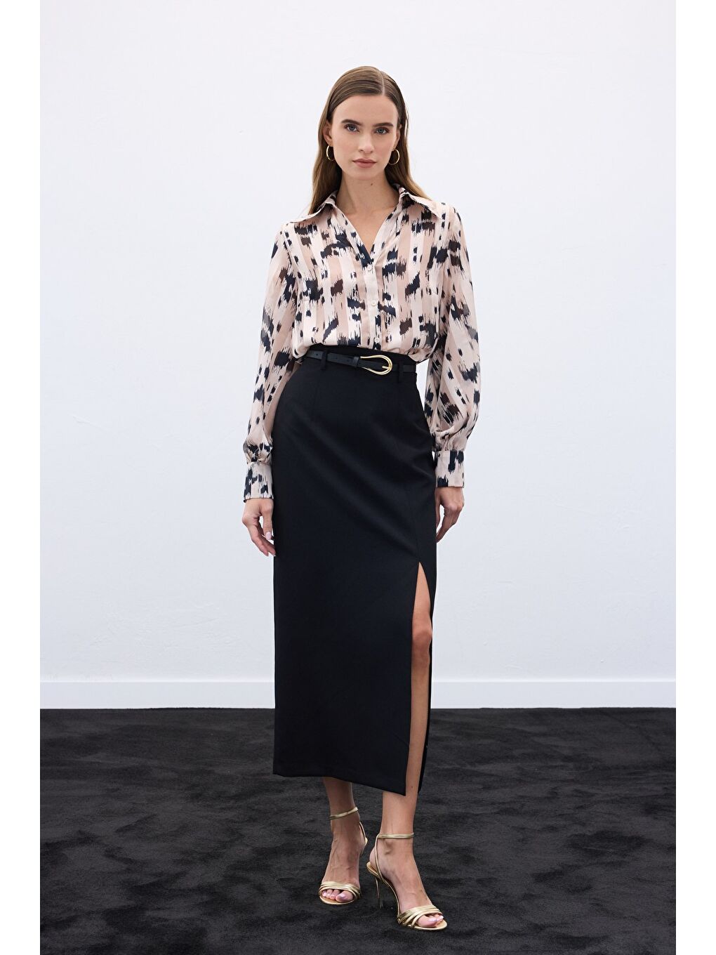 Geniş Manşetli Desenli Gömlek - Bej-1