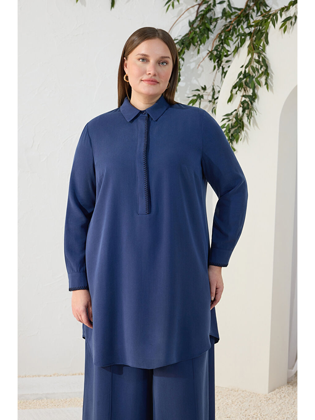 Lacivert Çoban Nakışlı Tunik-1