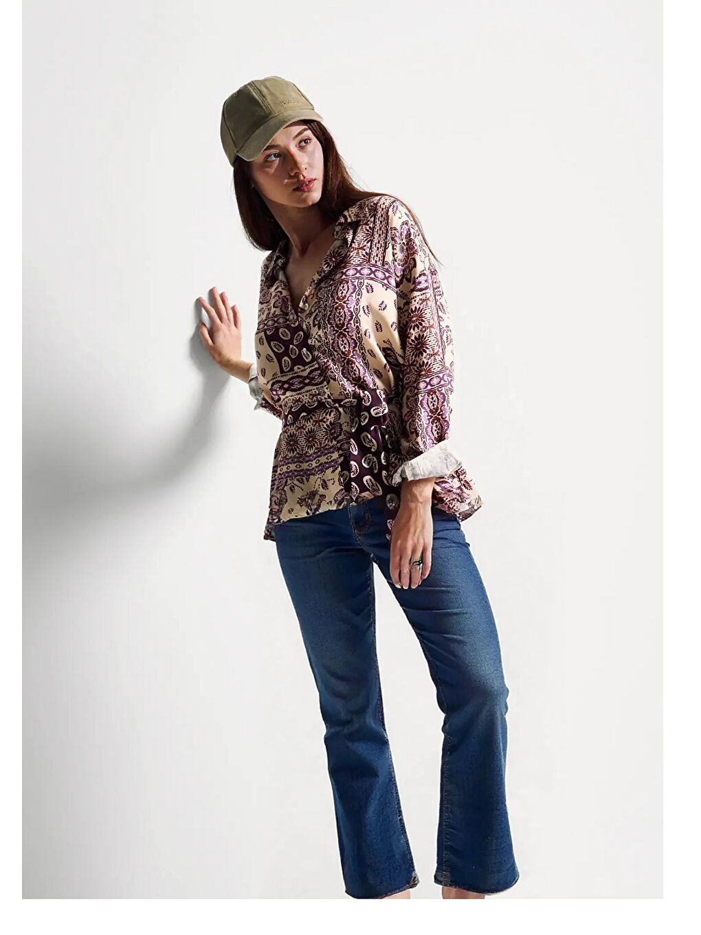 Kadın Koyu Mavi Streç Pamuklu Paçası Kesik Geniş Paça Denim Pantolon-4