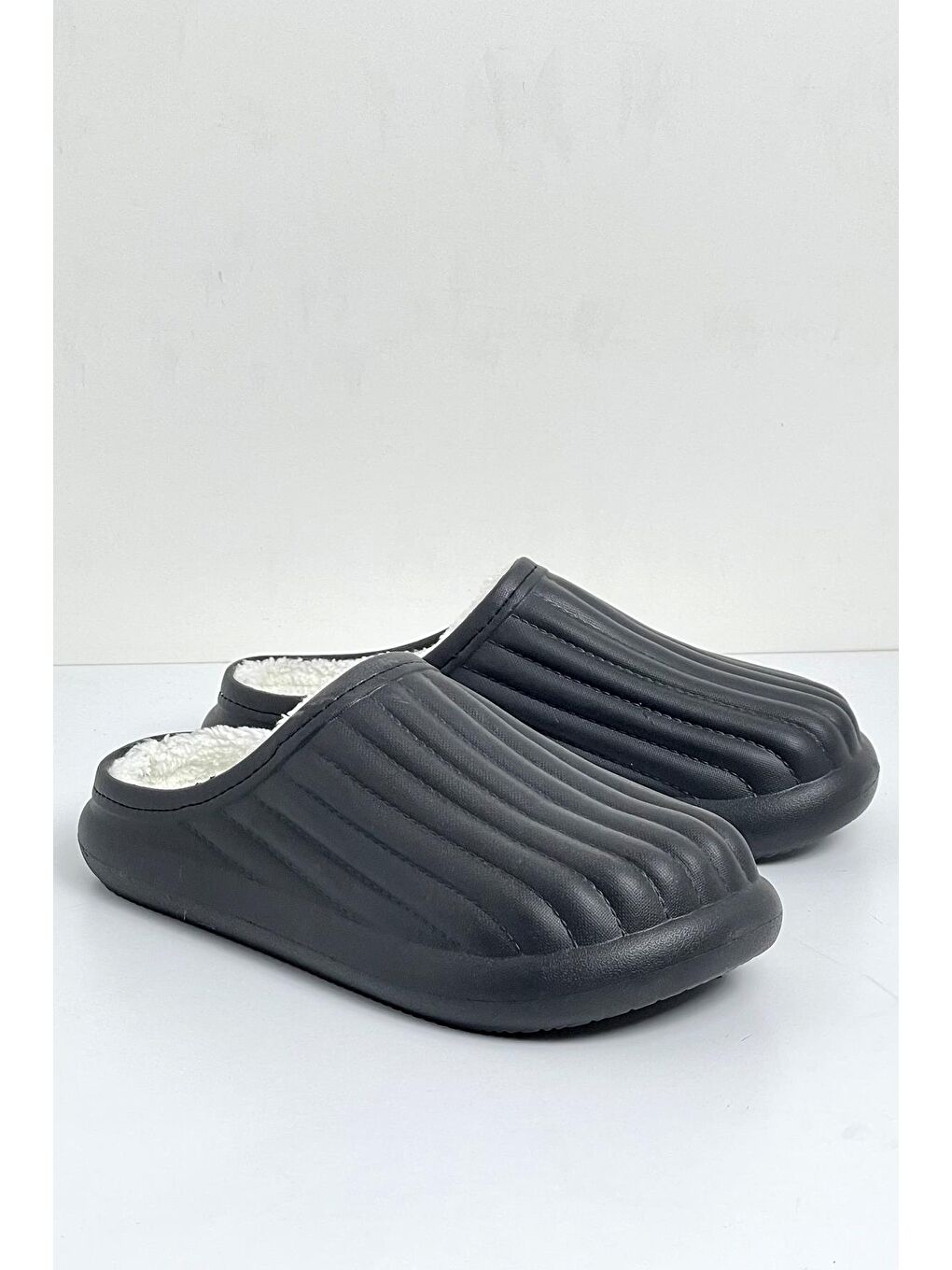 Siyah FLORA Kapalı İçi Yünlü Unisex Ev Terliği Kışlık Terlik Su Geçirmez-4
