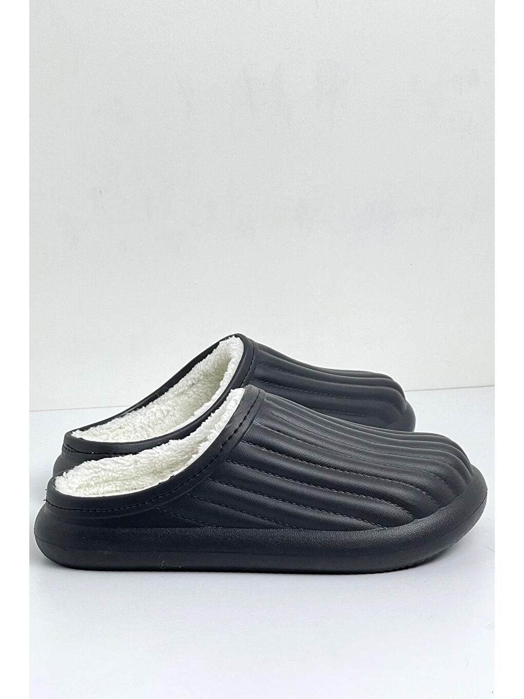 Siyah FLORA Kapalı İçi Yünlü Unisex Ev Terliği Kışlık Terlik Su Geçirmez-6