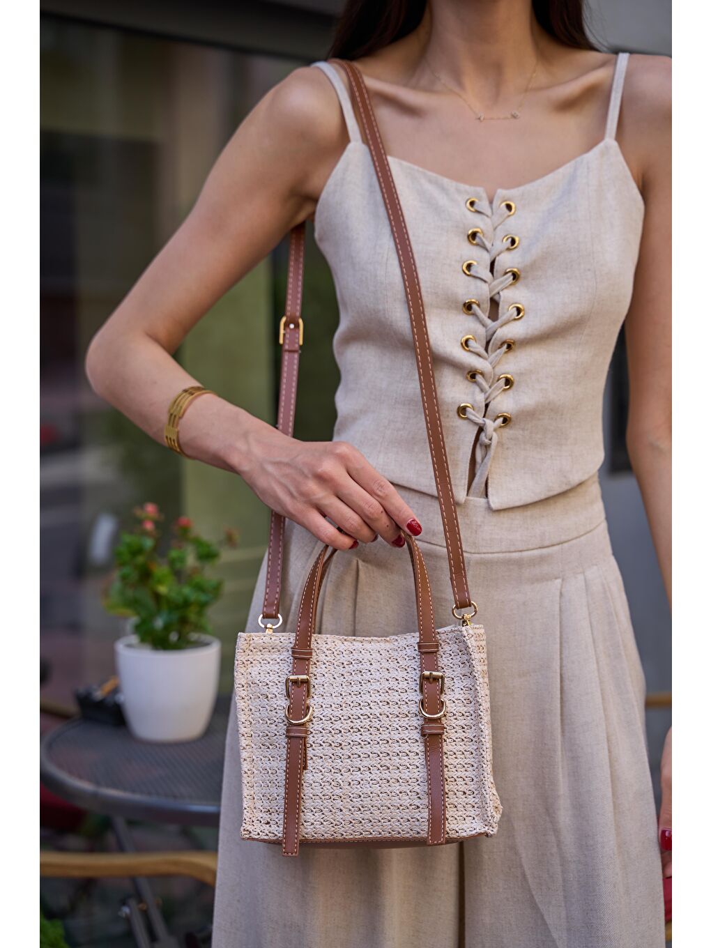 Kahverengi Hasır Detaylı Tokalı El Ve Omuz Çantası Krem Taba-9