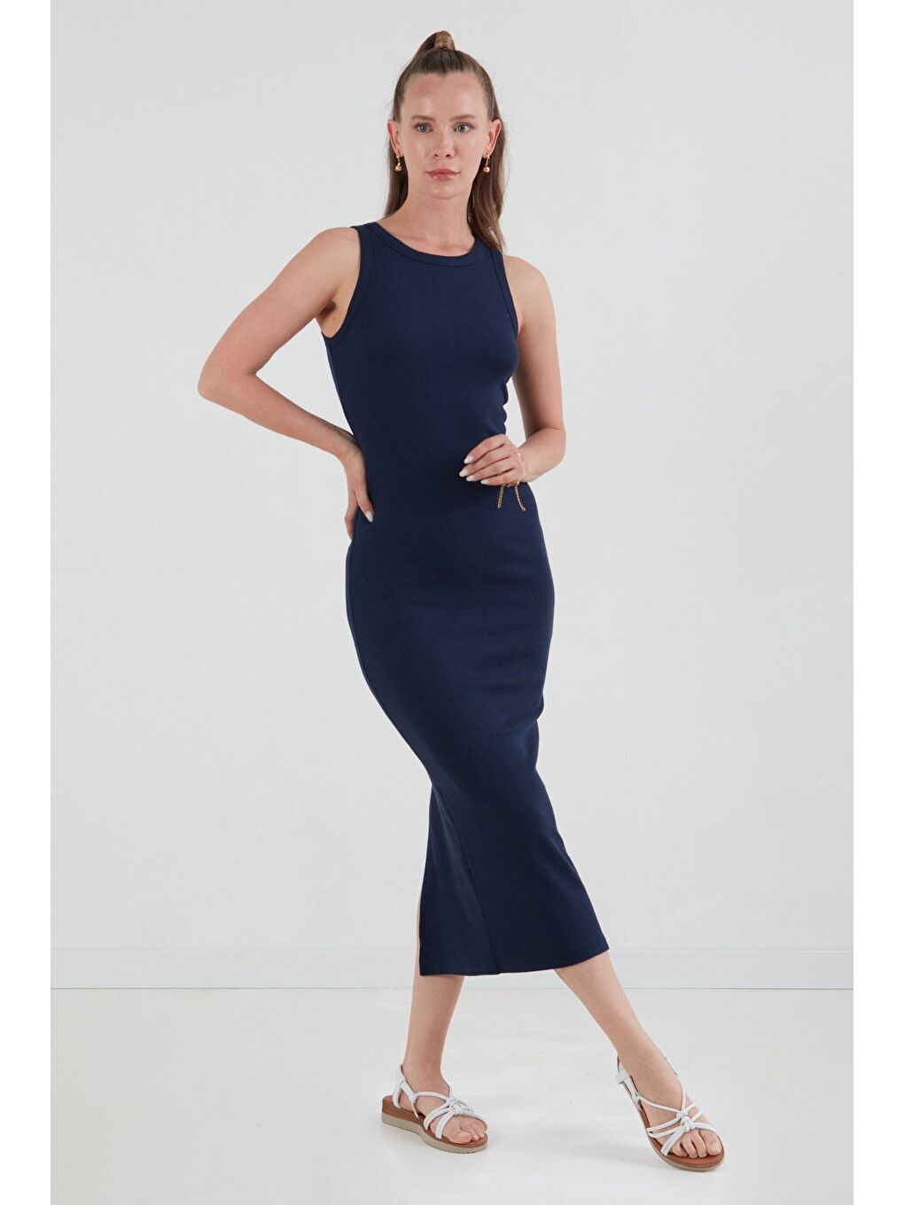 Lacivert Basic Fitilli Halter Yaka Yırtmaçlı Elbise-1