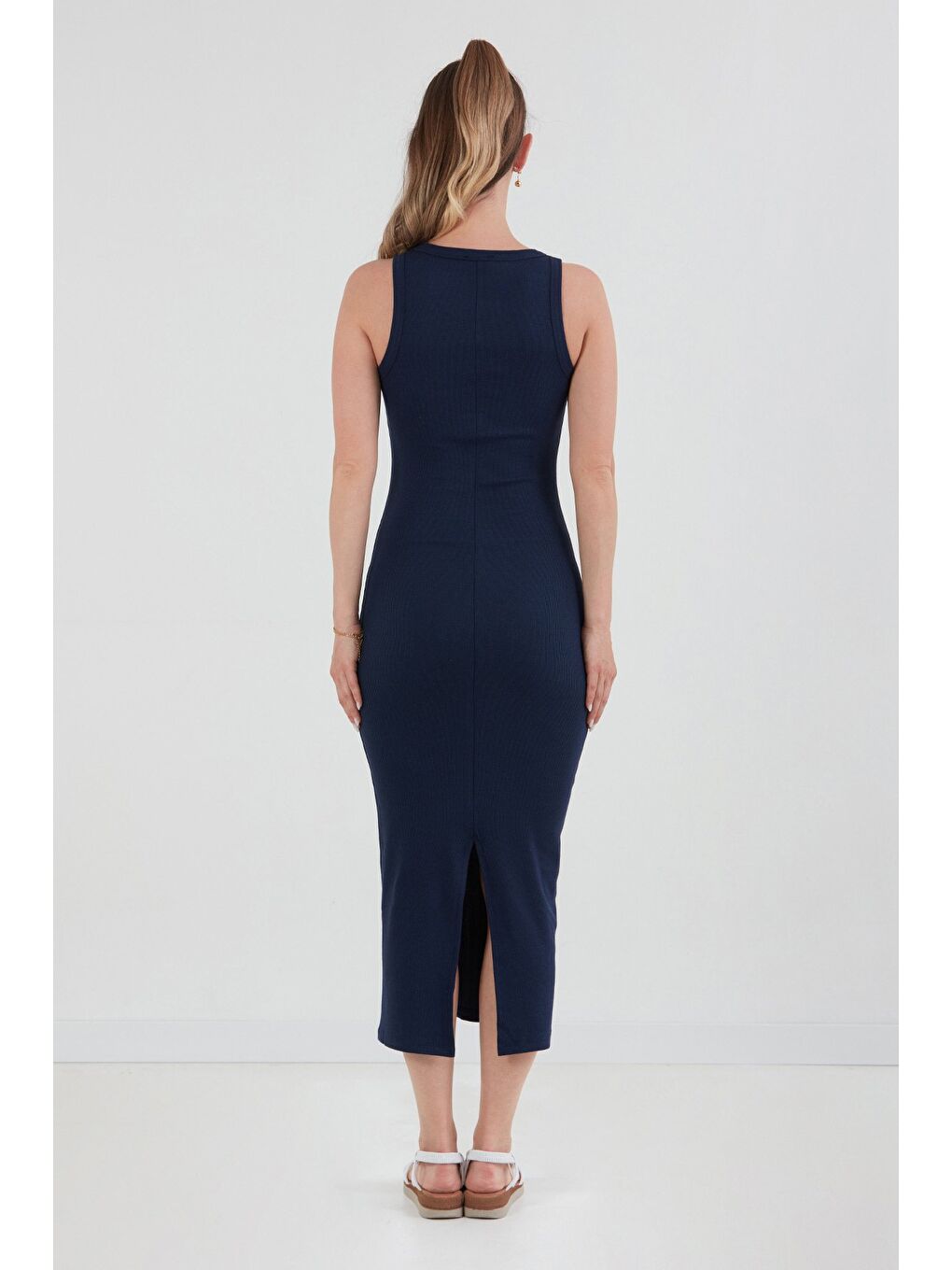 Lacivert Basic Fitilli Halter Yaka Yırtmaçlı Elbise-3