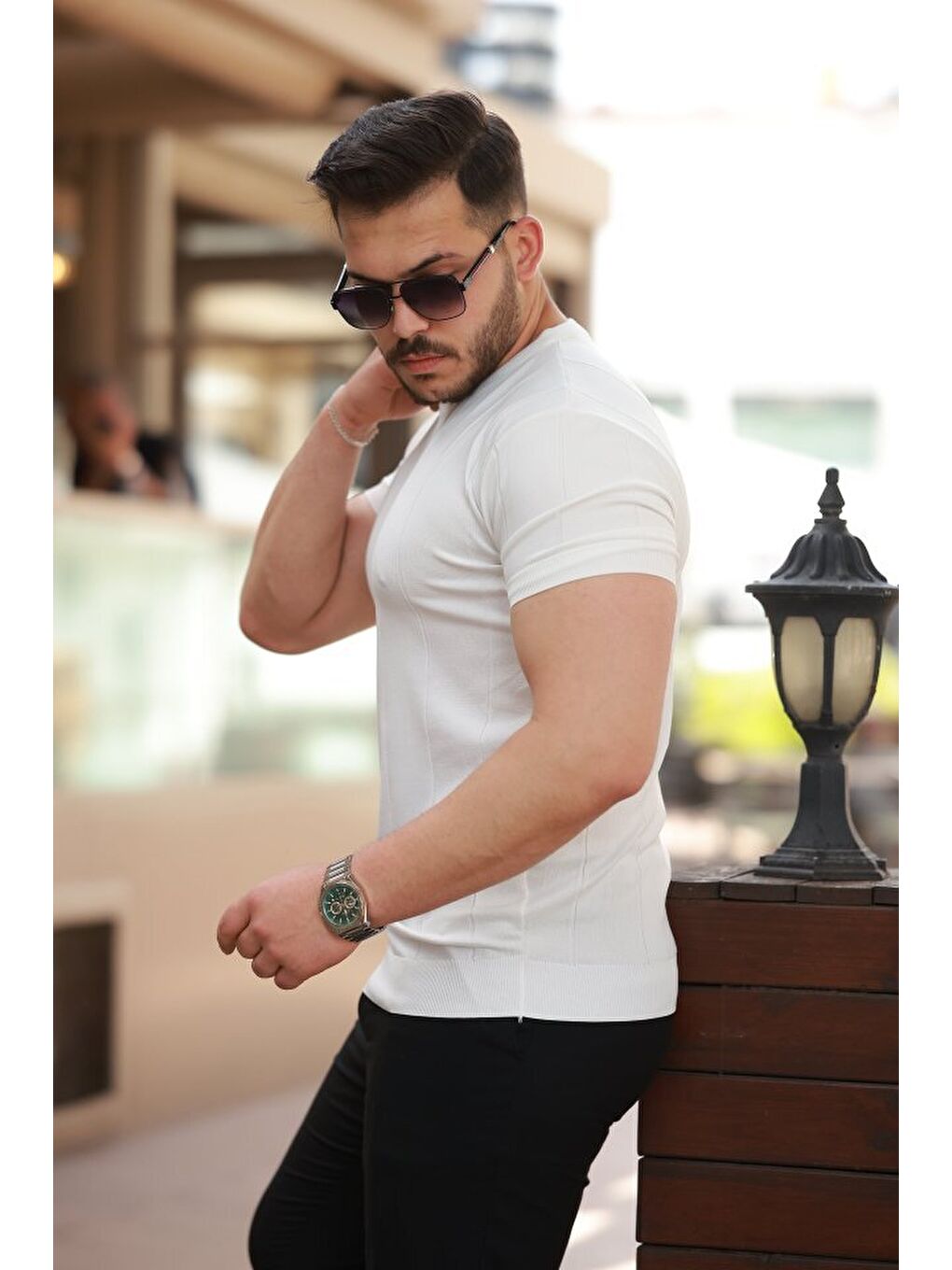 Beyaz Erkek Ince çizgi Dokulu Bisiklet Yaka Kısa Kollu T-shirt-1