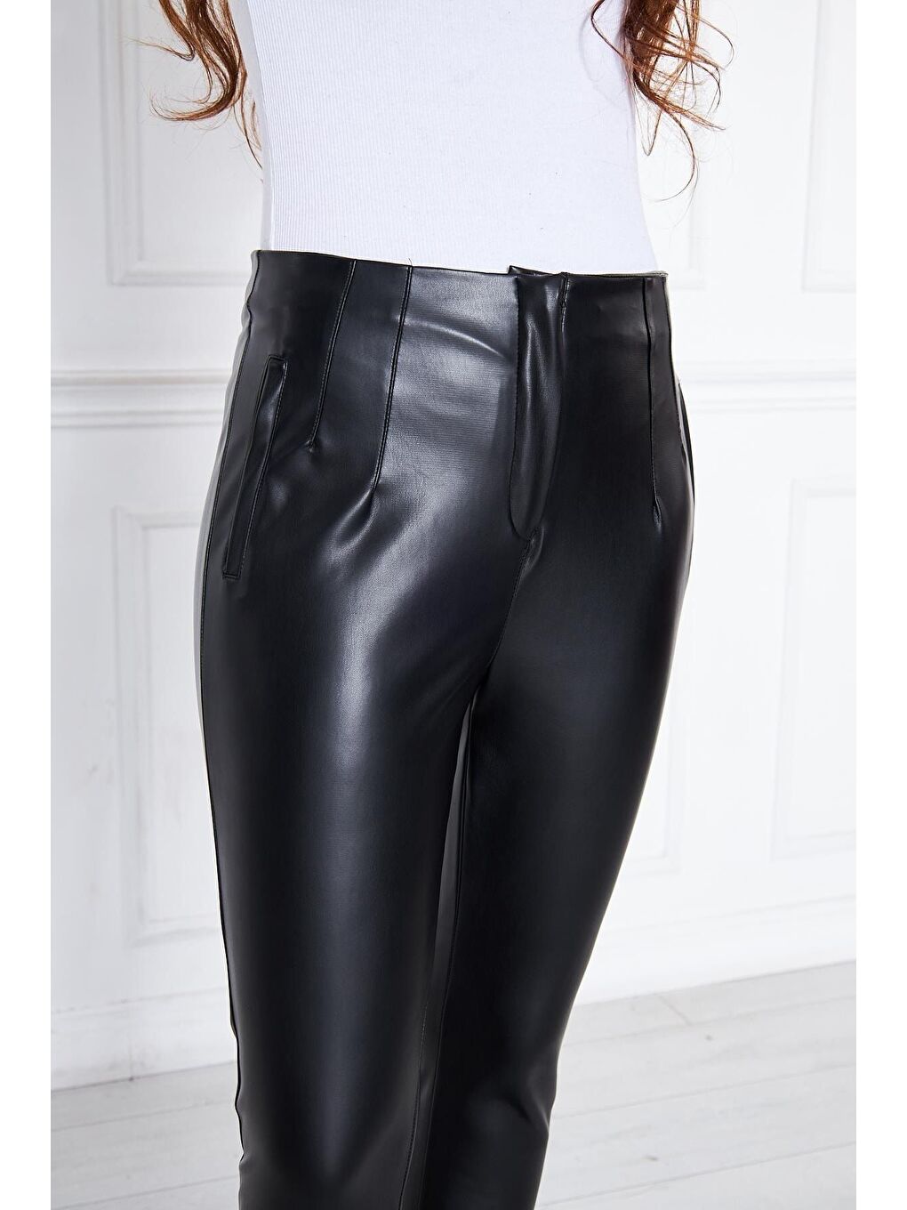Siyah Kadın Deri Cepsiz Pantolon-1