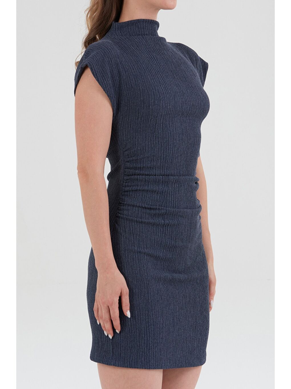 İndigo Bürümcük Kumaş Drapeli Dik Yaka Elbise-4