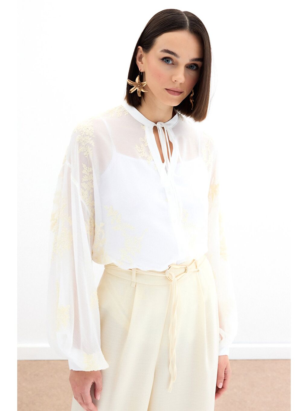 Ekru Nakışlı Şifon Gömlek - Krem-3