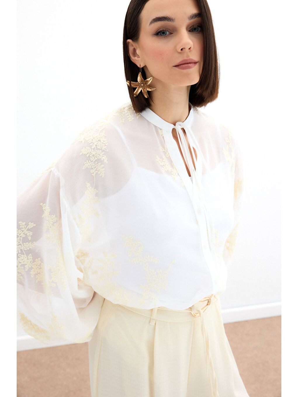 Ekru Nakışlı Şifon Gömlek - Krem-5