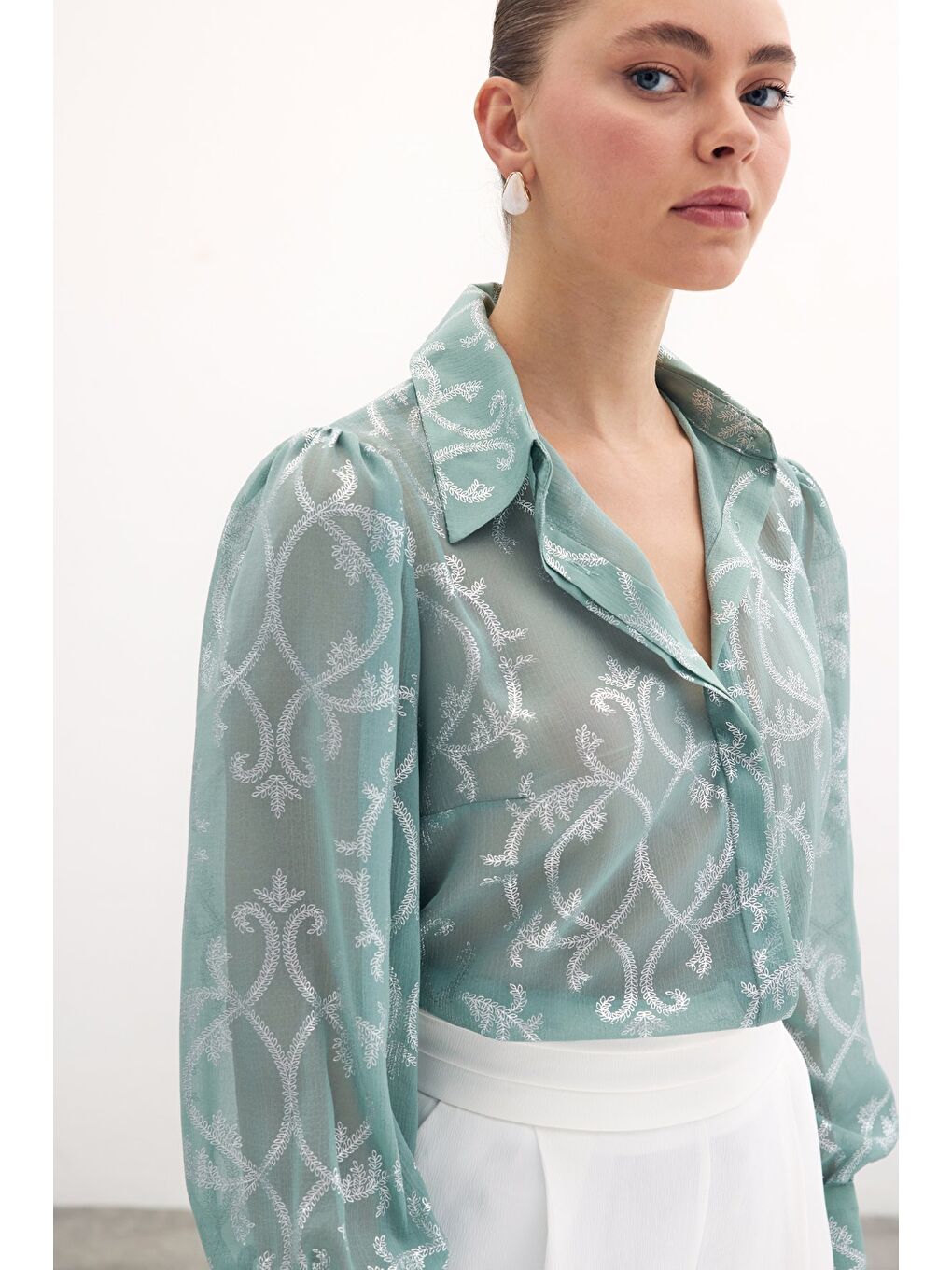 Yeşil Geniş Manşetli Şifon Gömlek - Mint-2