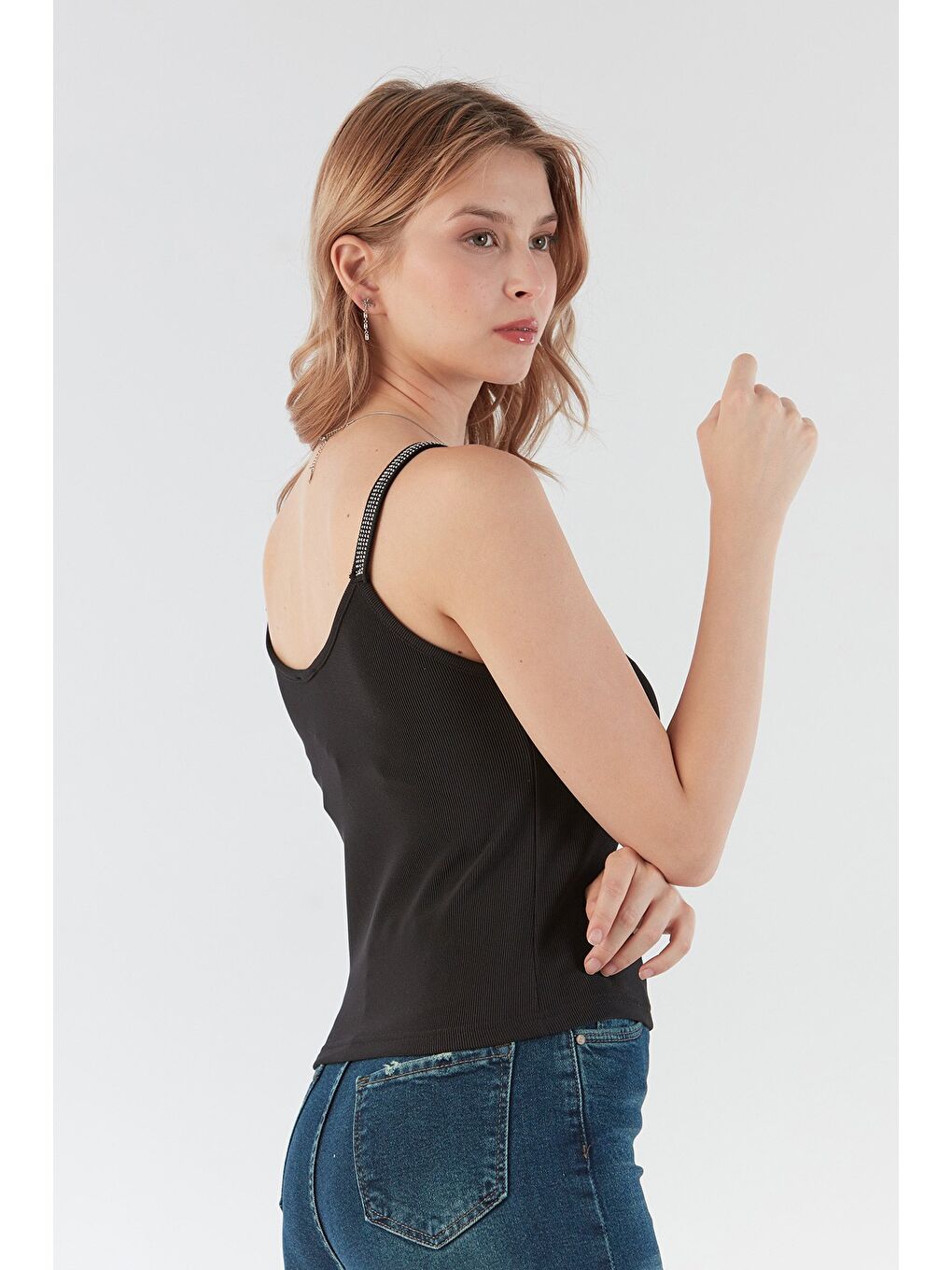 Siyah Fitilli Askıları Taş Detaylı V Yaka Bluz-3