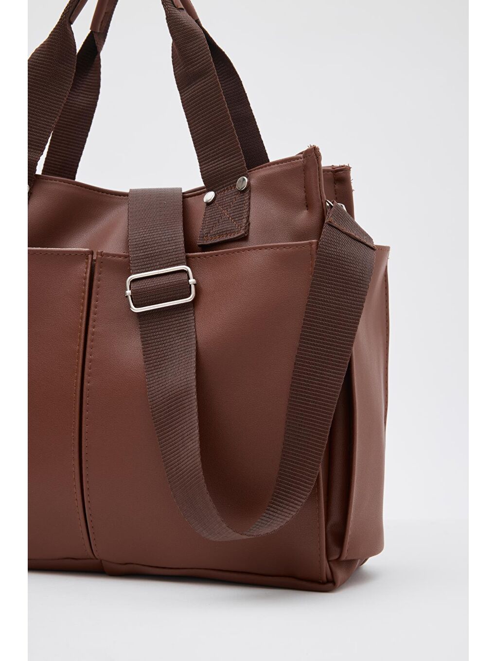 Kahverengi Milano Deri Evrak Çantası Fındık Kabuğu-2