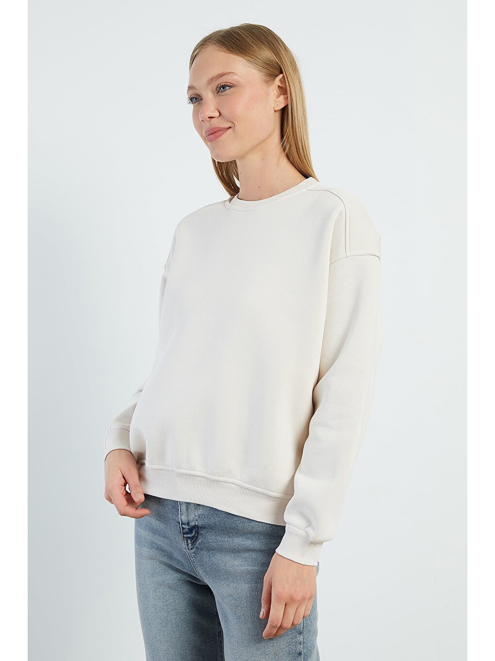 Bej 3 İplik Basic Bisiklet Yaka Oversize Sweatshirt-3