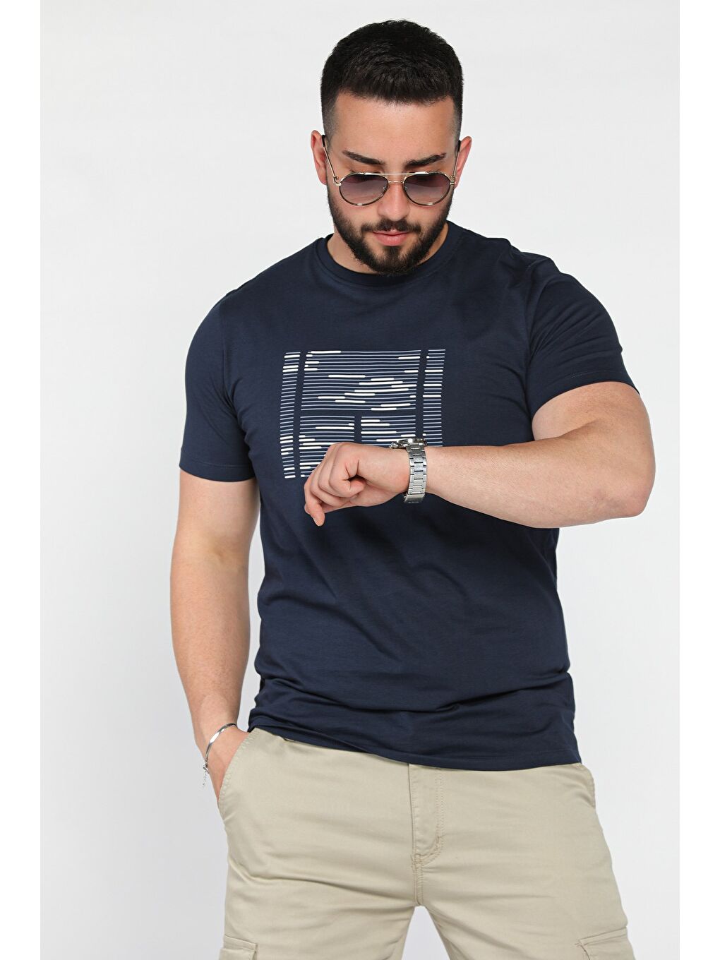 Lacivert Bisiklet Yaka Ön Baskılı Erkek Tişört
