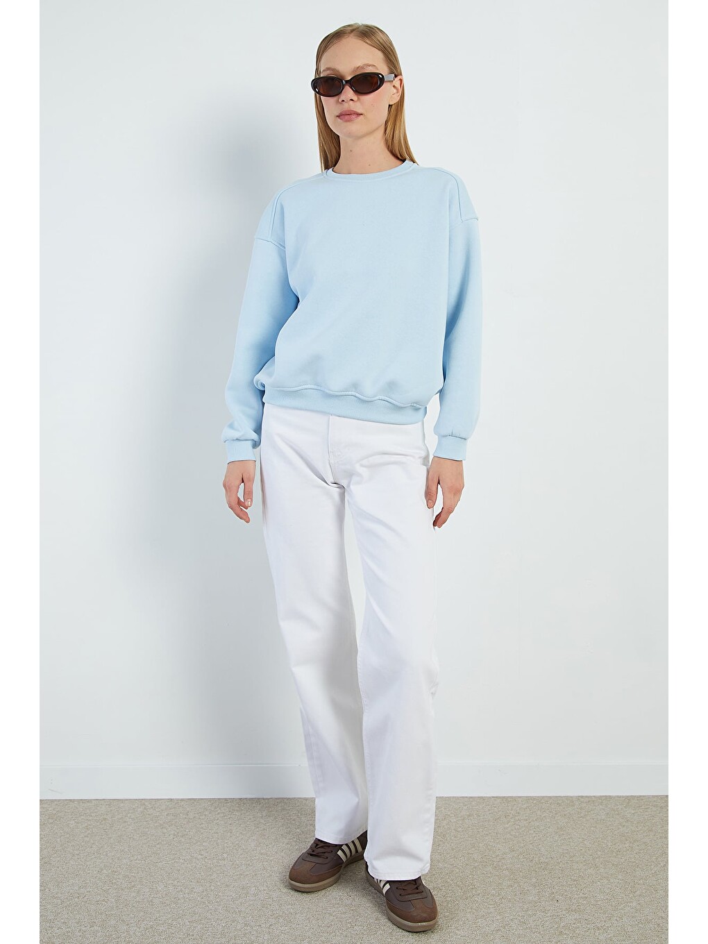 Mavi 3 İplik Basic Bisiklet Yaka Oversize Sweatshirt-4