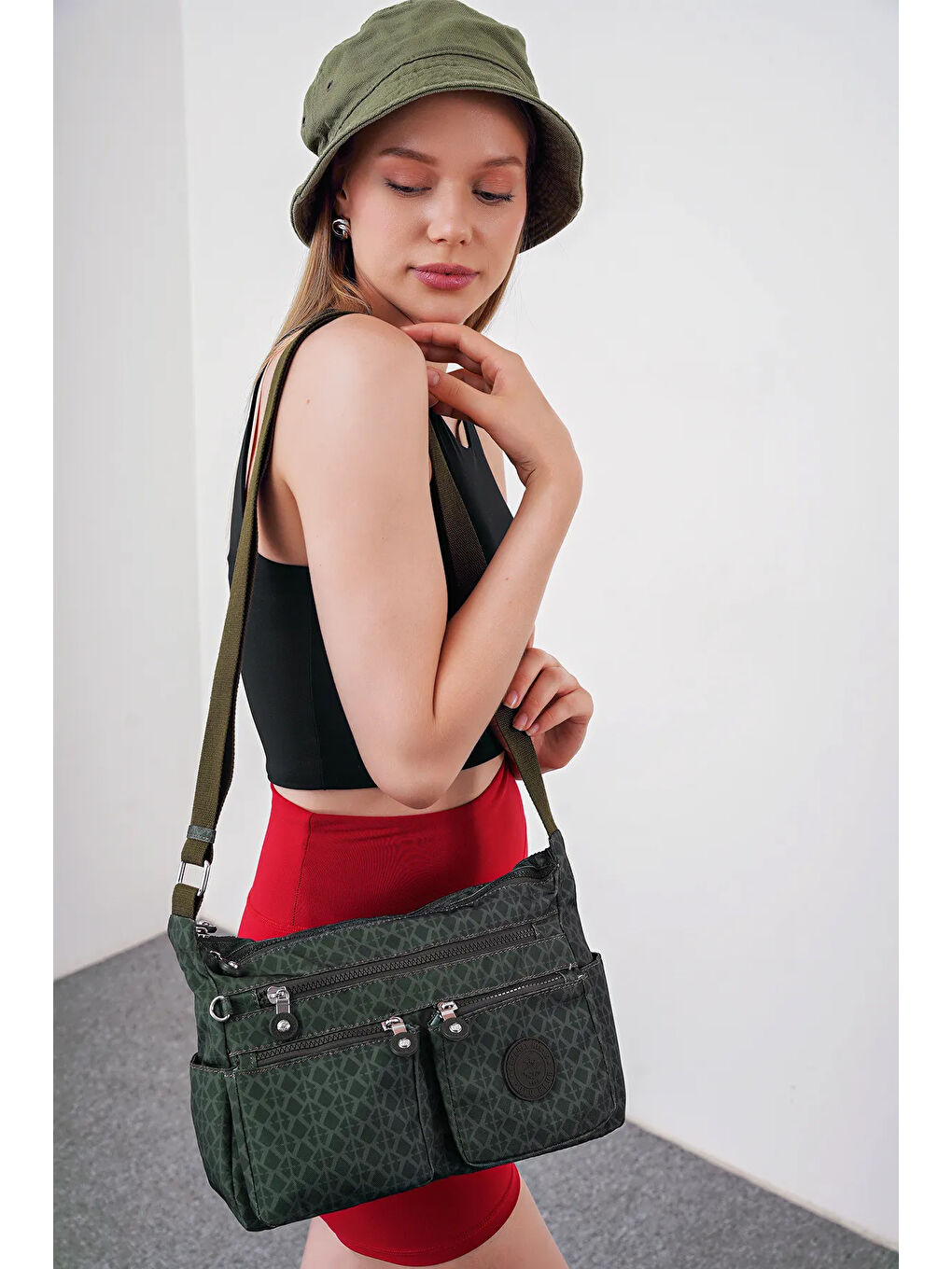 Yeşil Çapraz Askılı Kadın Çanta BHPC6004-5