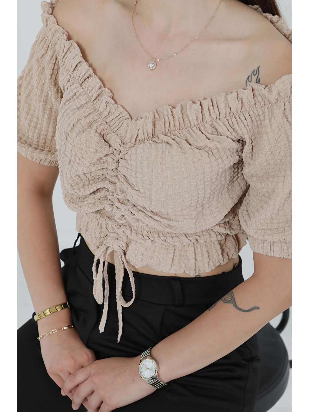 Buffle Büzgülü Crop Bej - 27485-3
