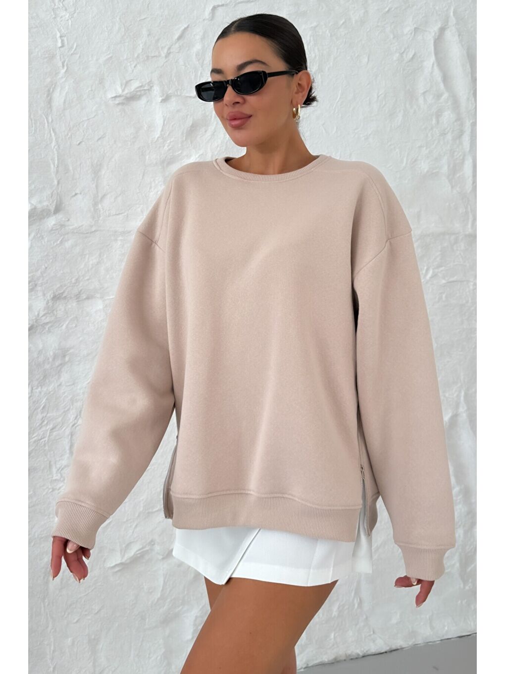 Kadın Bej Bisiklet Yakalı Yanı Yarım Fermuar Detaylı Sweatshirt-3