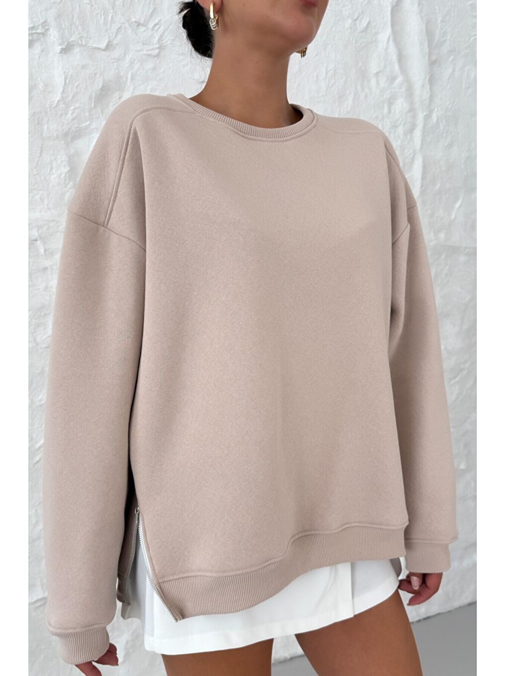 Kadın Bej Bisiklet Yakalı Yanı Yarım Fermuar Detaylı Sweatshirt-4