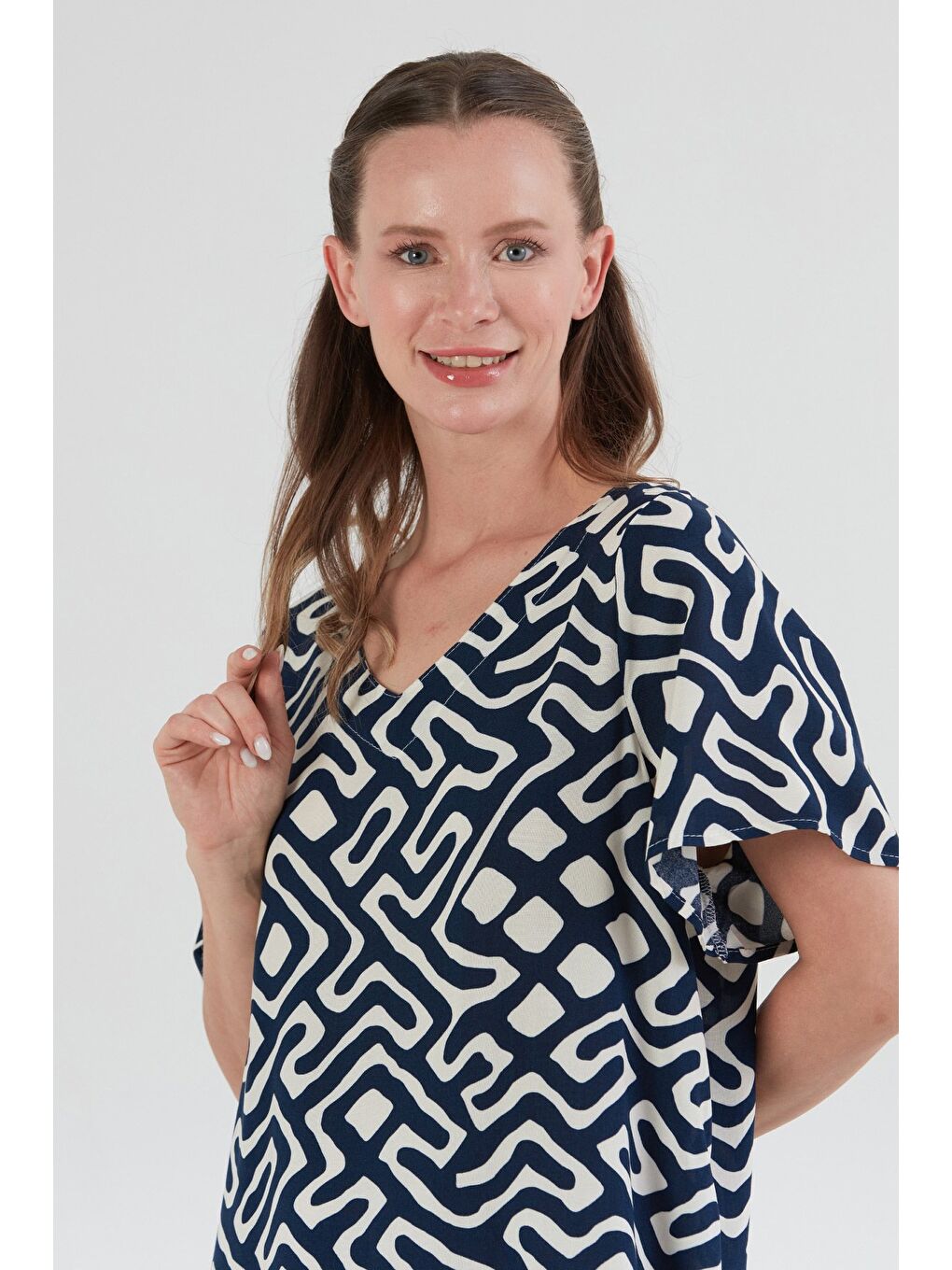 Lacivert Desenli V Yaka Salaş Elbise-2