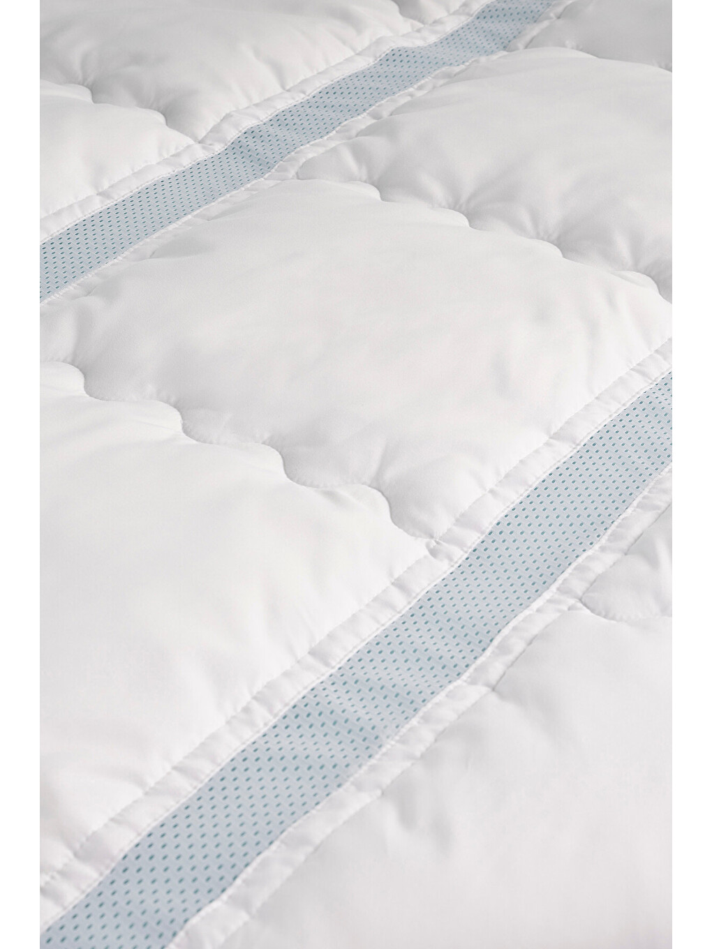 Clima Aria Beyaz Kapitoneli Mavi Biyeli Hava Kanallı Yorgan 195x215 Cm-4