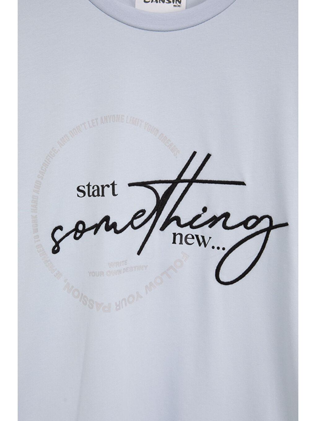 Mavi Yazı Nakışlı Sırtı Baskılı Erkek Çocuk Bisiklet Yaka Tişört 20894-1