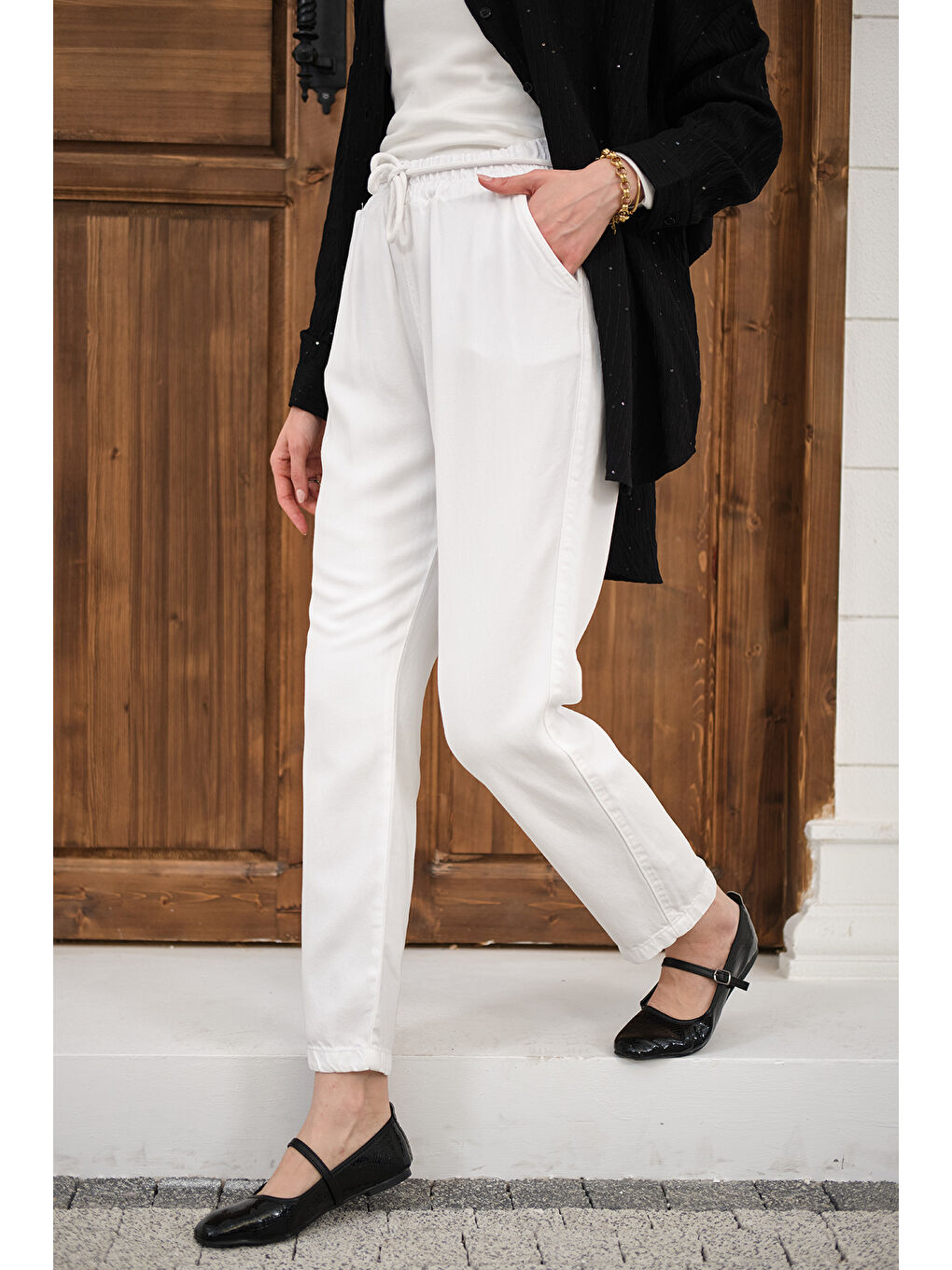 Kadın İp Kemerli Bol Paça Pike Pantolon Beyaz