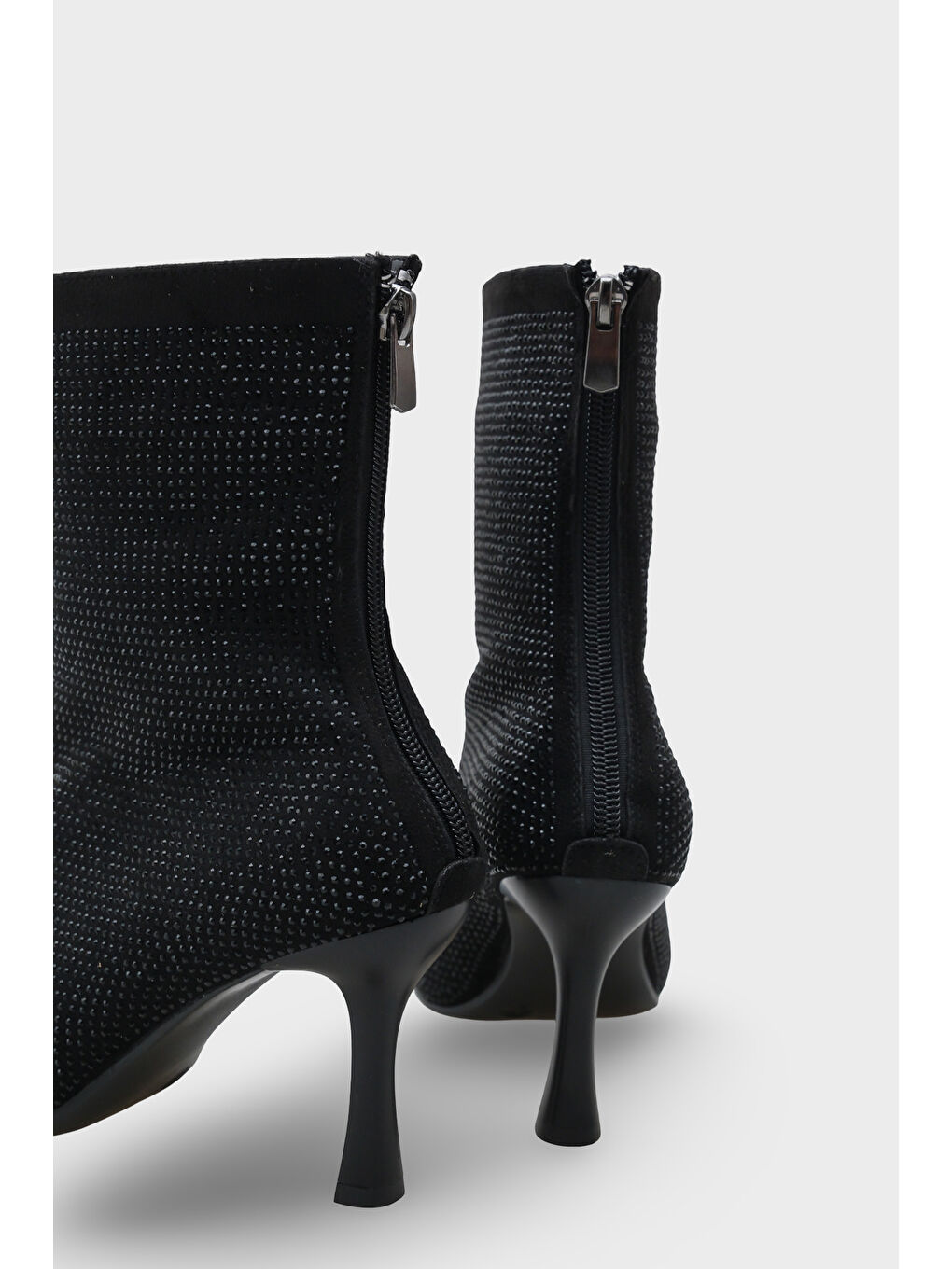 Lazi Kadın Siyah Sivri Burun Bot-4