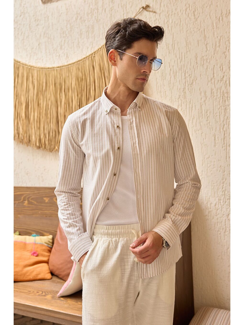 Bej Onan Erkek Klasik Gömlek Modern Slim Fit Keten Görünümlü İnce Çizgili Desen-5