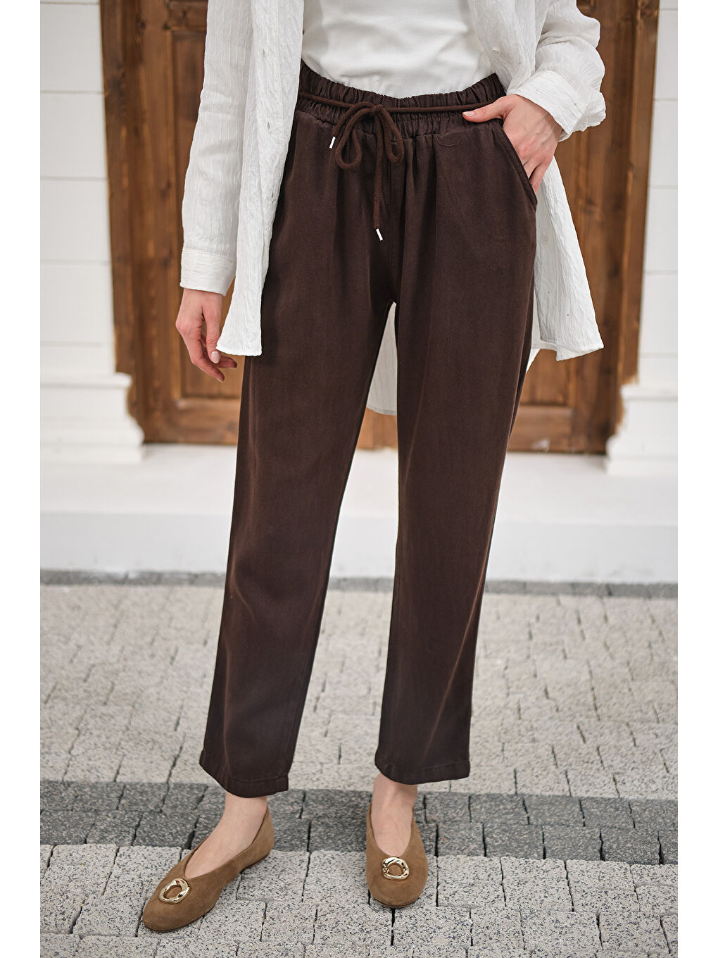 Kadın İp Kemerli Bol Paça Pike Pantolon Kahverengi-2