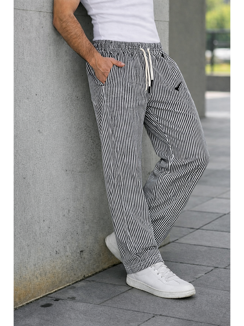 Gri Erkek Trend Lastikli Çizgili Bol Füme Eşofman Altı-2