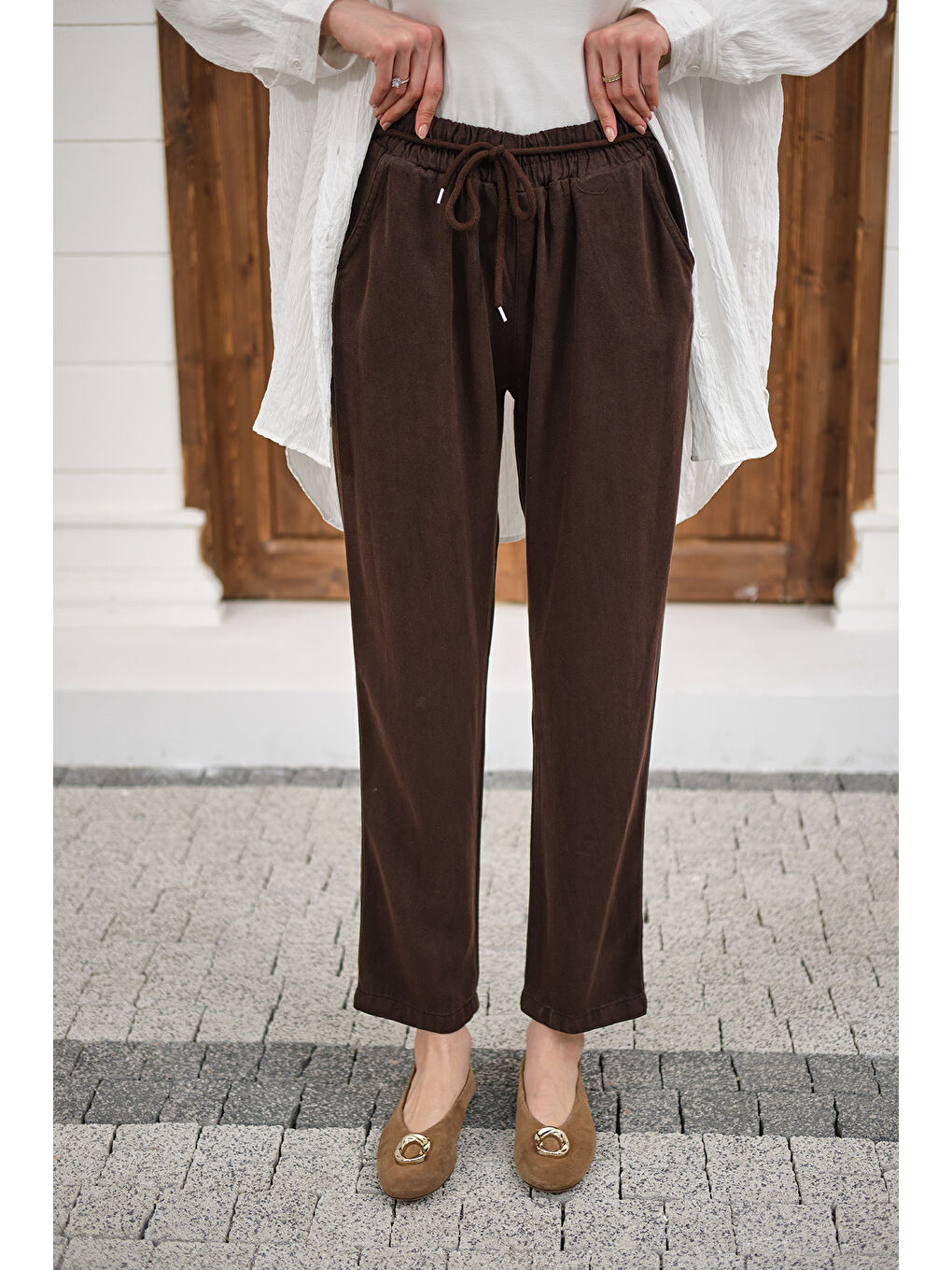 Kadın İp Kemerli Bol Paça Pike Pantolon Kahverengi-4