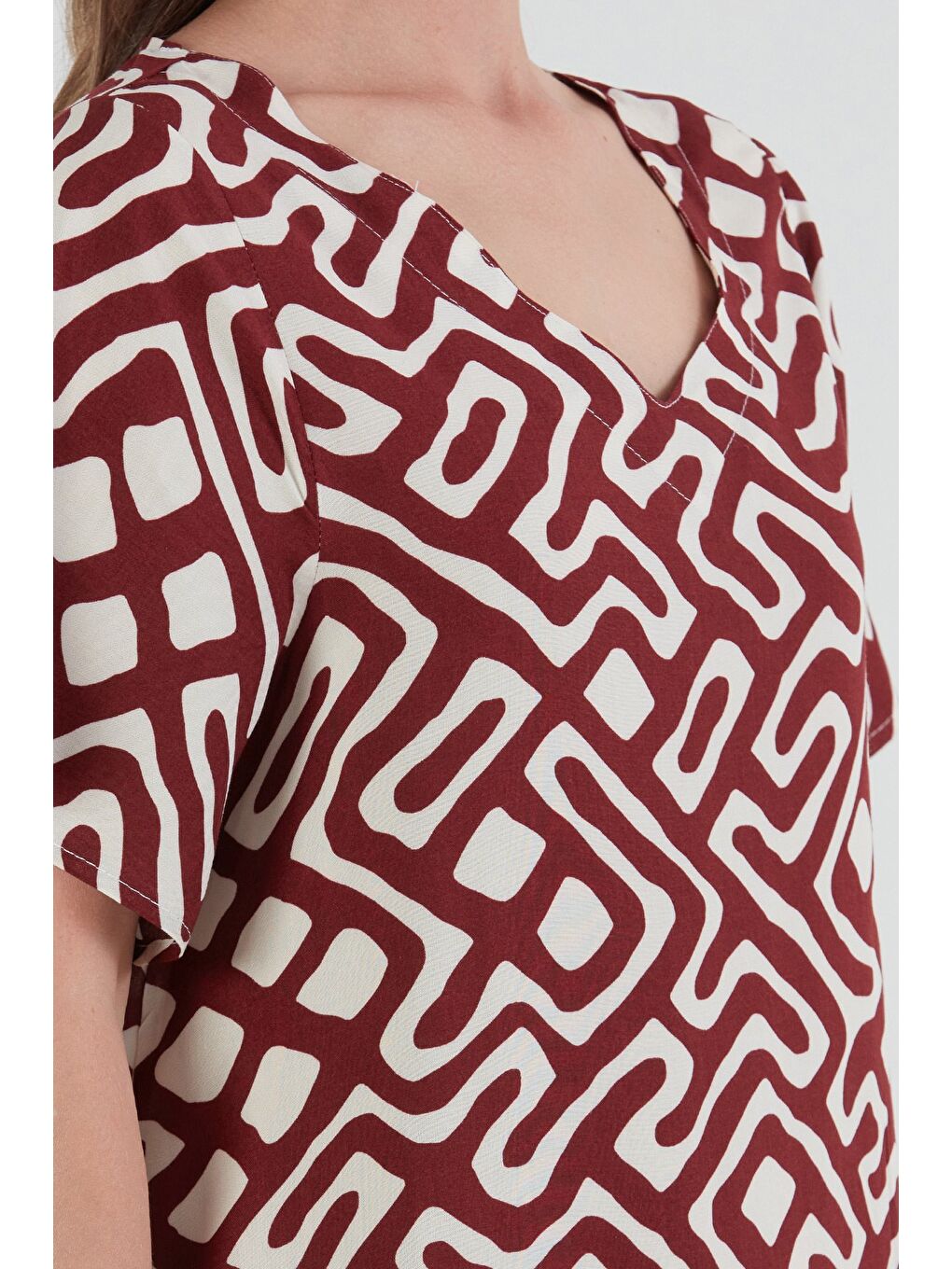 Bordo Desenli V Yaka Salaş Elbise-4