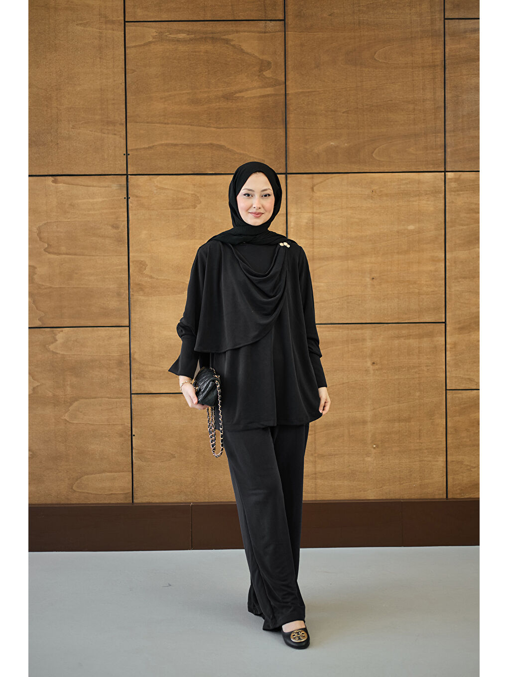 Kadın Yandan Düğme Detaylı Takım Siyah-3