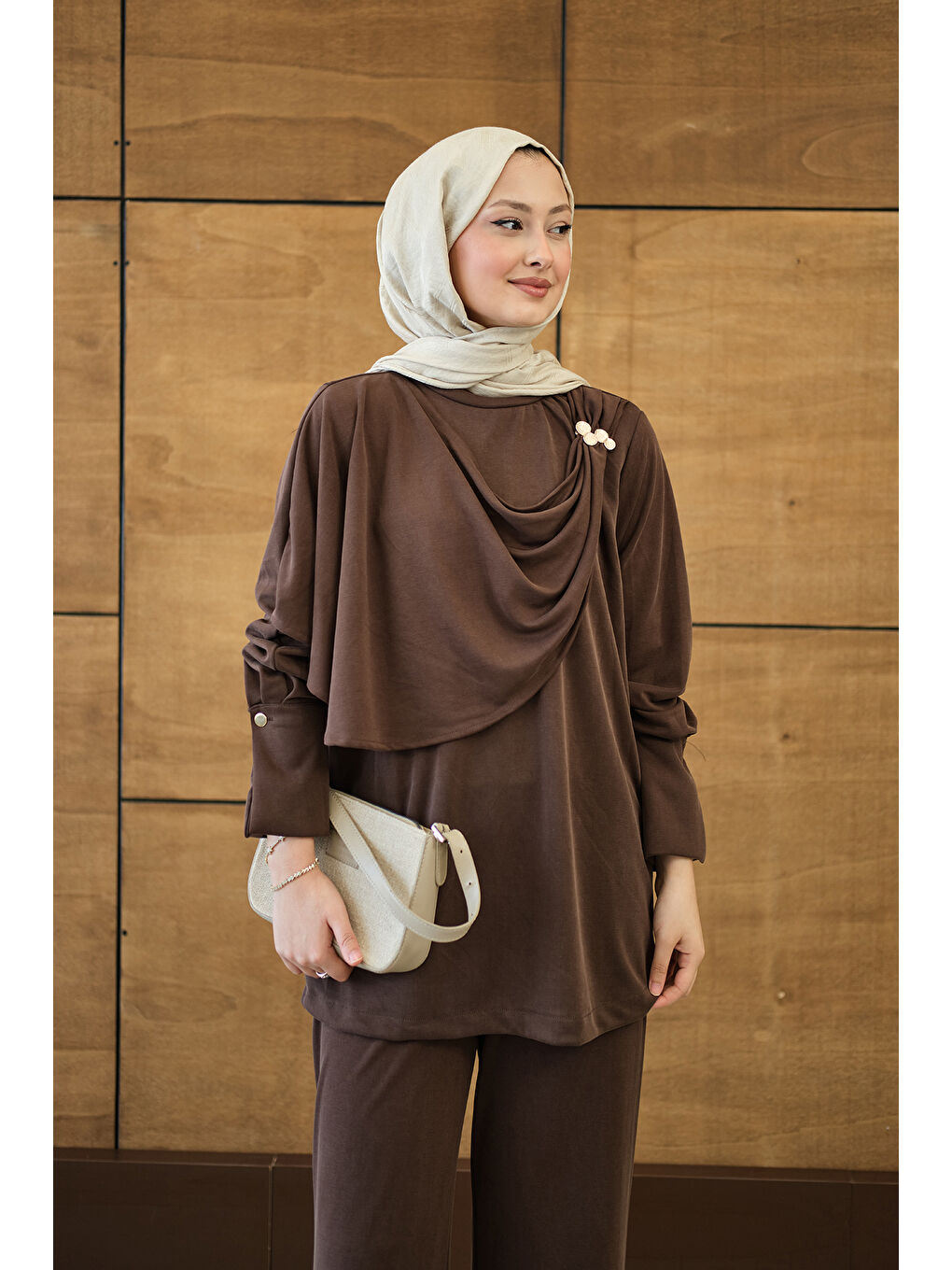 Kadın Yandan Düğme Detaylı Takım Kahverengi-1