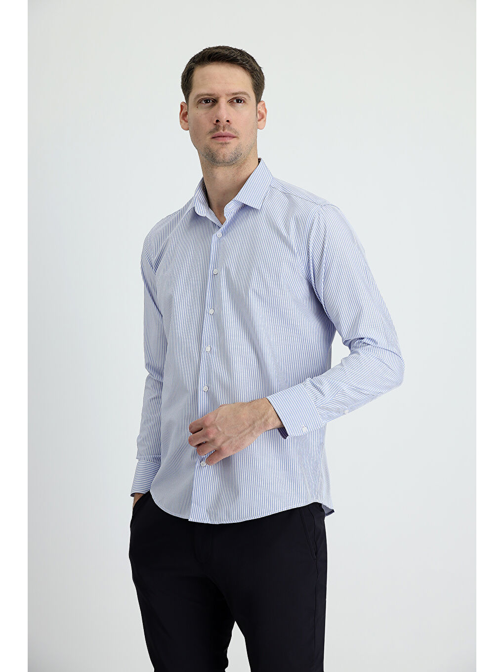 Mavi Uzun Kol Slim Fit Dar Kesim Çizgili Pamuklu Kolay Ütülenebilir Gömlek
