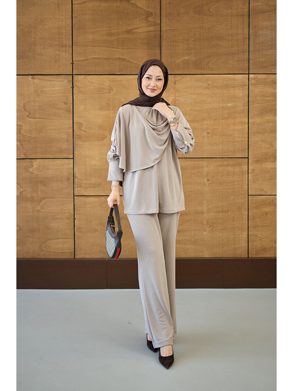 Ekru Kadın Yandan Düğme Detaylı Takım Krem
