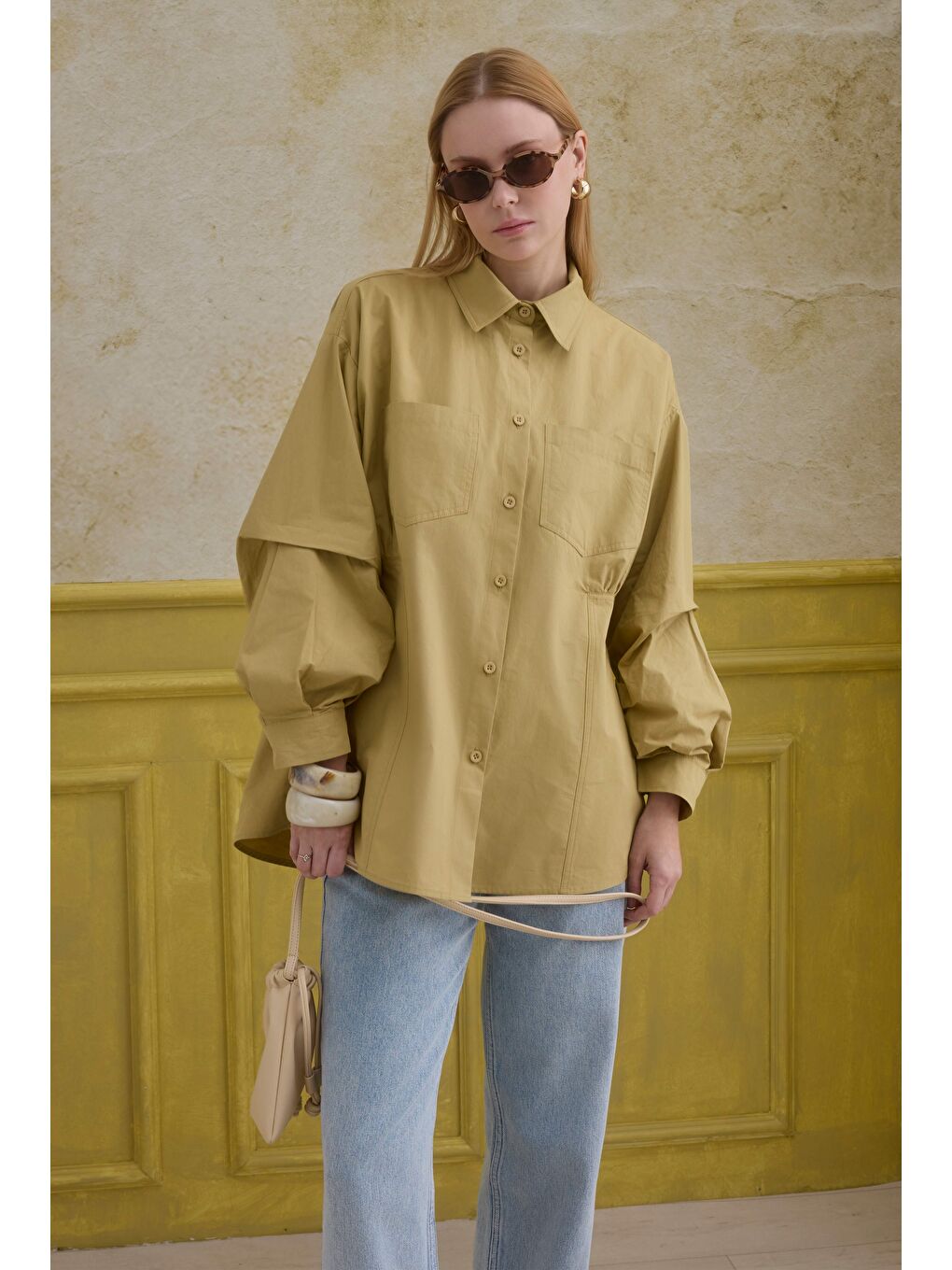 Kahverengi %100 Pamuk Kol Detaylı Gömlek Bal Köpüğü