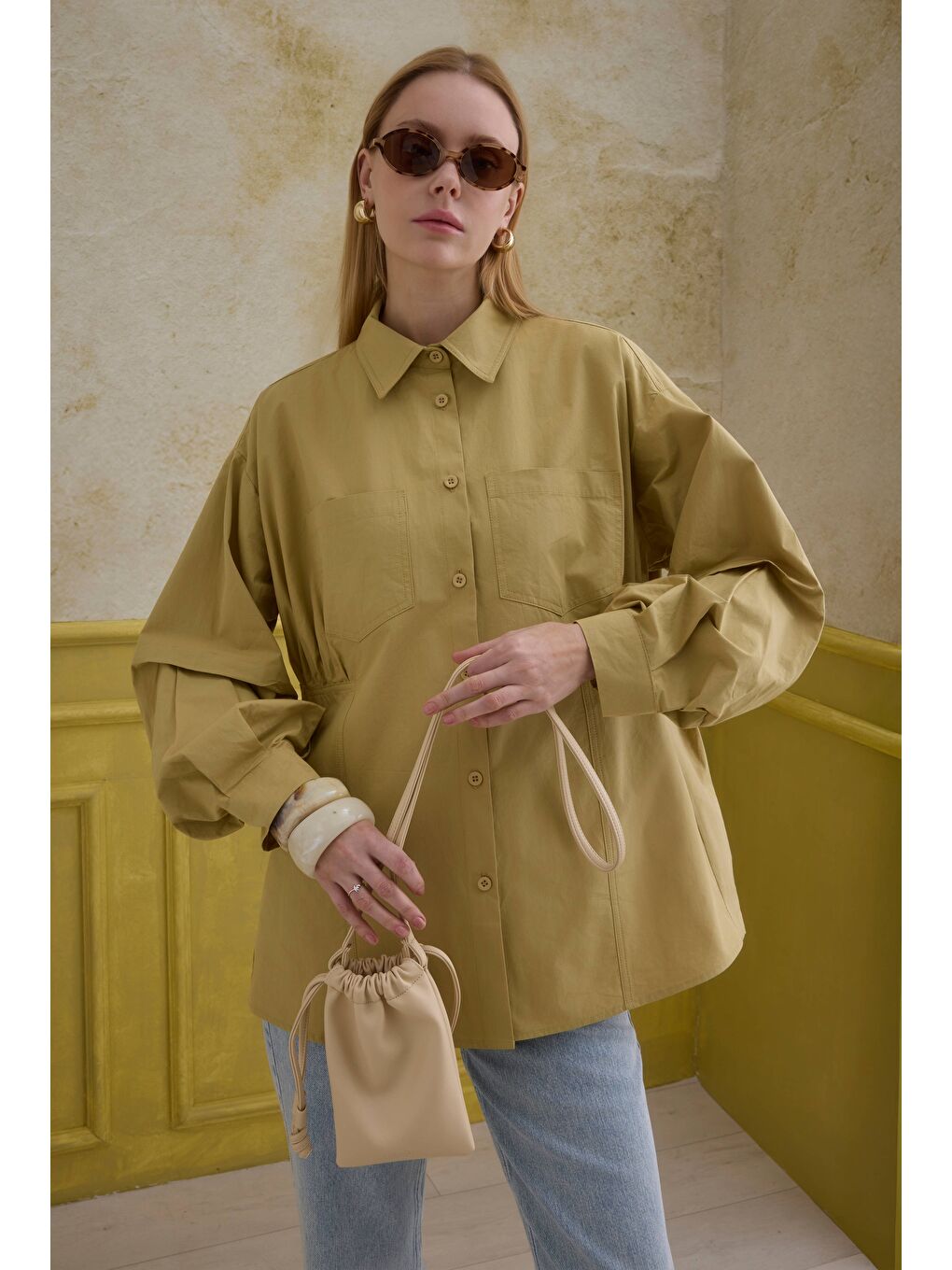 Kahverengi %100 Pamuk Kol Detaylı Gömlek Bal Köpüğü-3