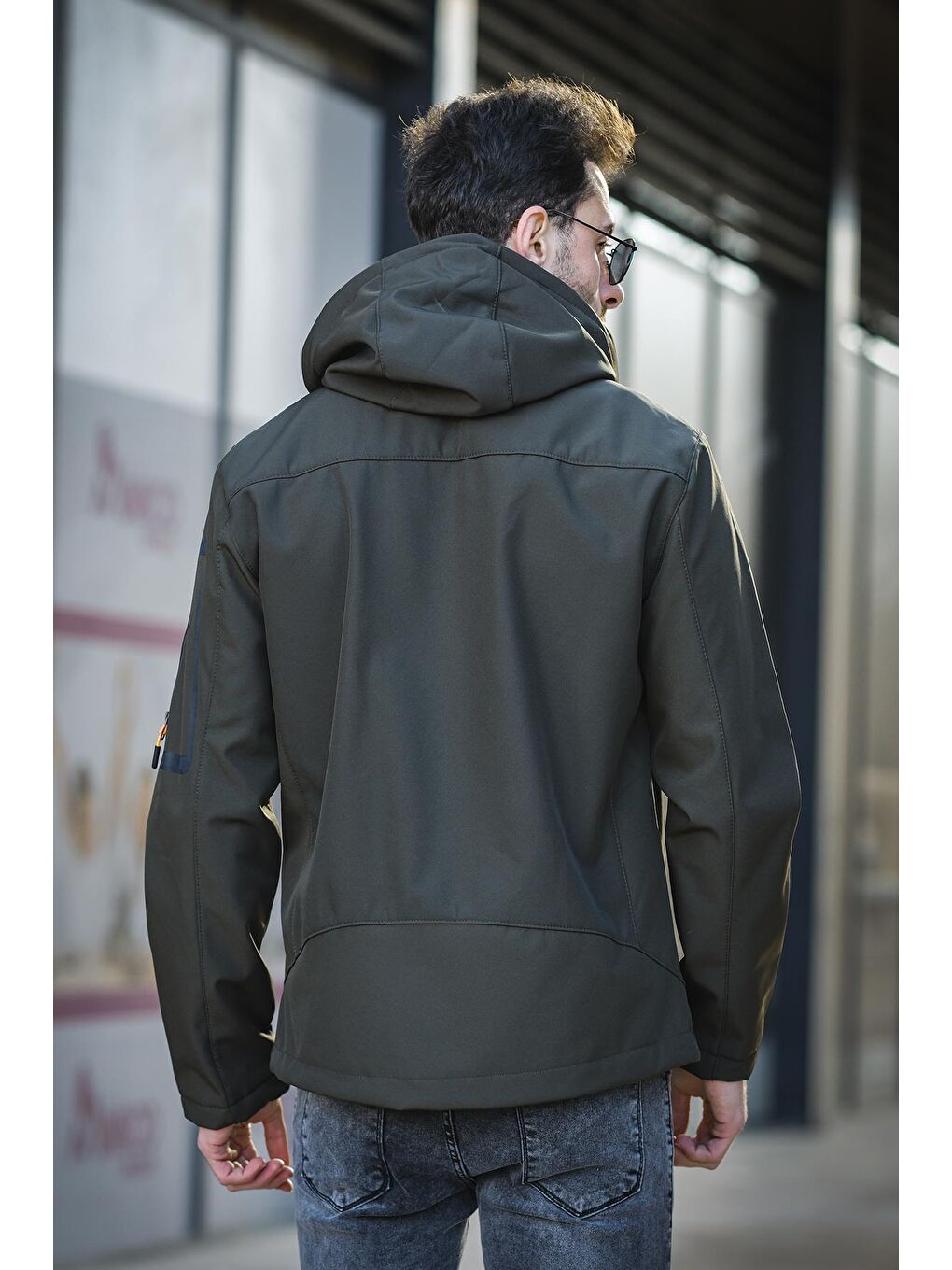 Haki Juka Softshell Su Soğuk Rüzgar Geçirmez İçi Kürklü Dolgulu Softshell Erkek Dağcı Kampcı Kayakcı Mont-5