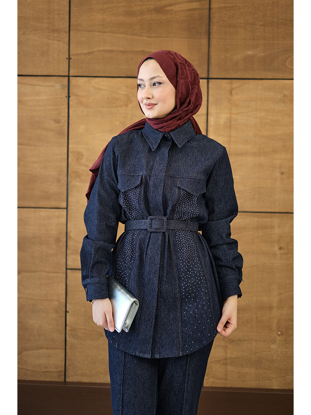 Kadın Taş Detaylı Gömlek Yaka Kemerli Jean Takım Lacivert-2