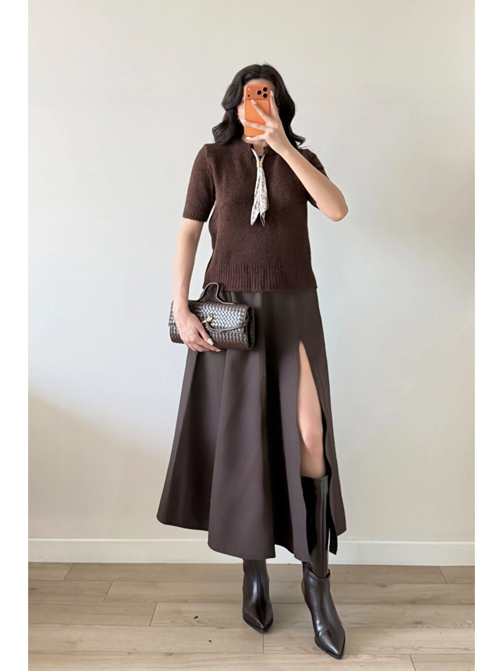 Kahverengi Kadın Kahve Fularlı Kısa Kol Kazak 1014-2536-2