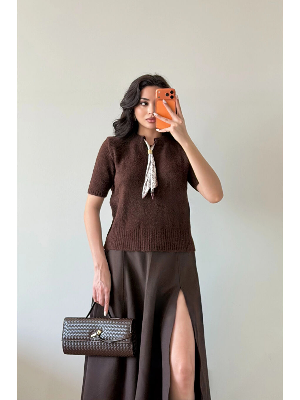 Kahverengi Kadın Kahve Fularlı Kısa Kol Kazak 1014-2536-3