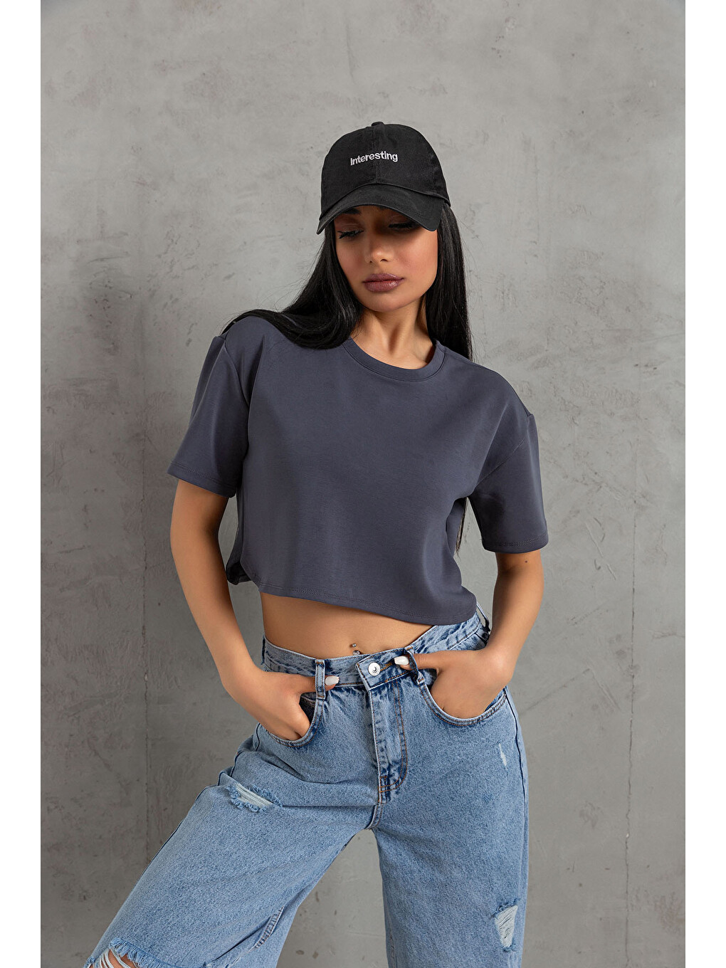 Gri Ultra Yumuşak Dokunuş: Modal Crop Top Serisi Kadın Tişört @Savona