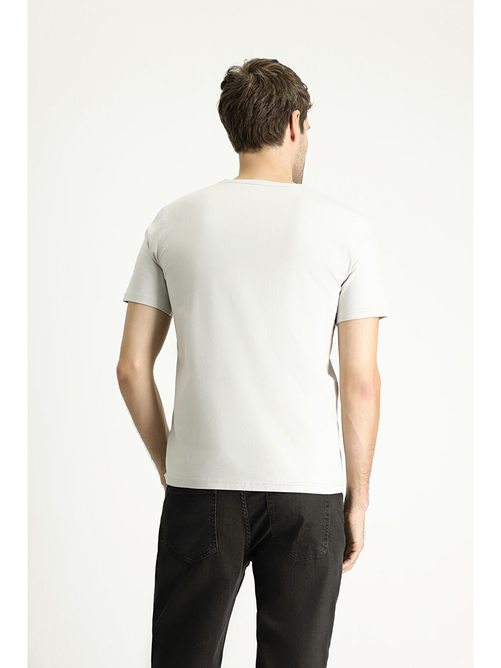 Bej V Yaka Slim Fit Dar Kesim Süprem Pamuklu Tişört-2